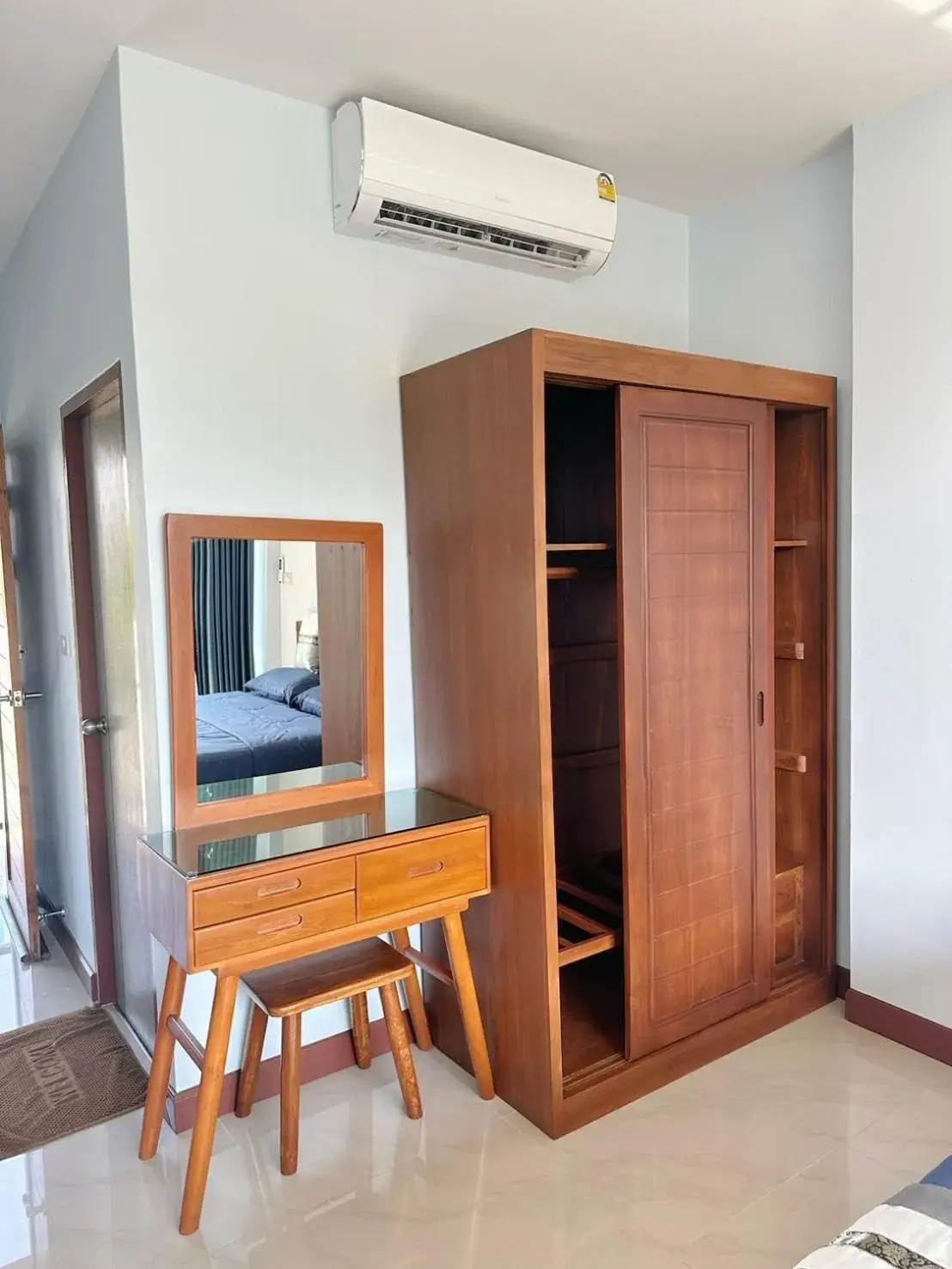 Deluxe Room in Triple O Phala Beach Deluxe Room in Triple O Phala Beach