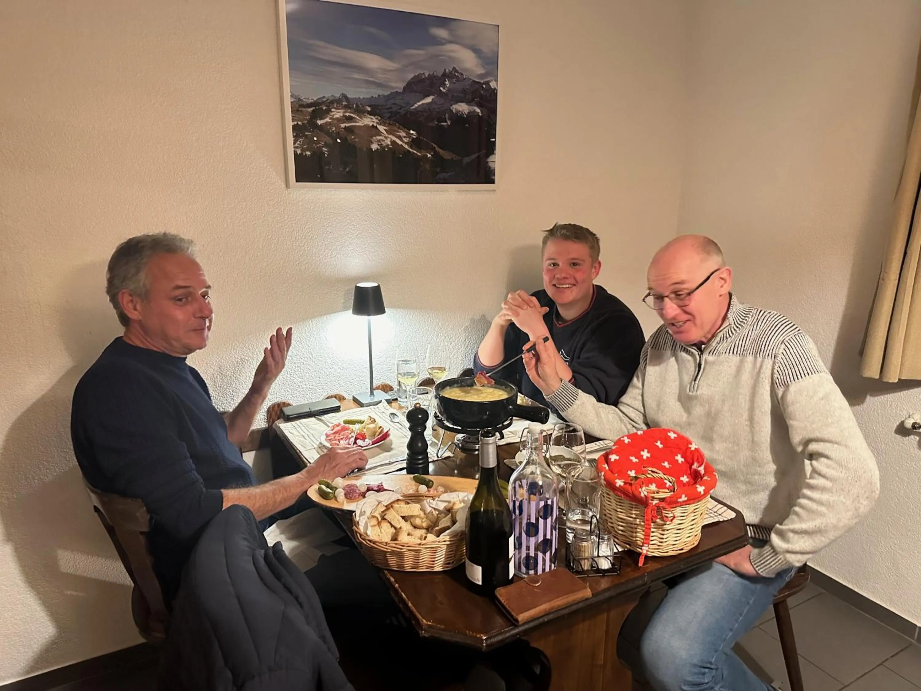 Restaurant/places to eat in Chalet Montriond - Bike & Ski