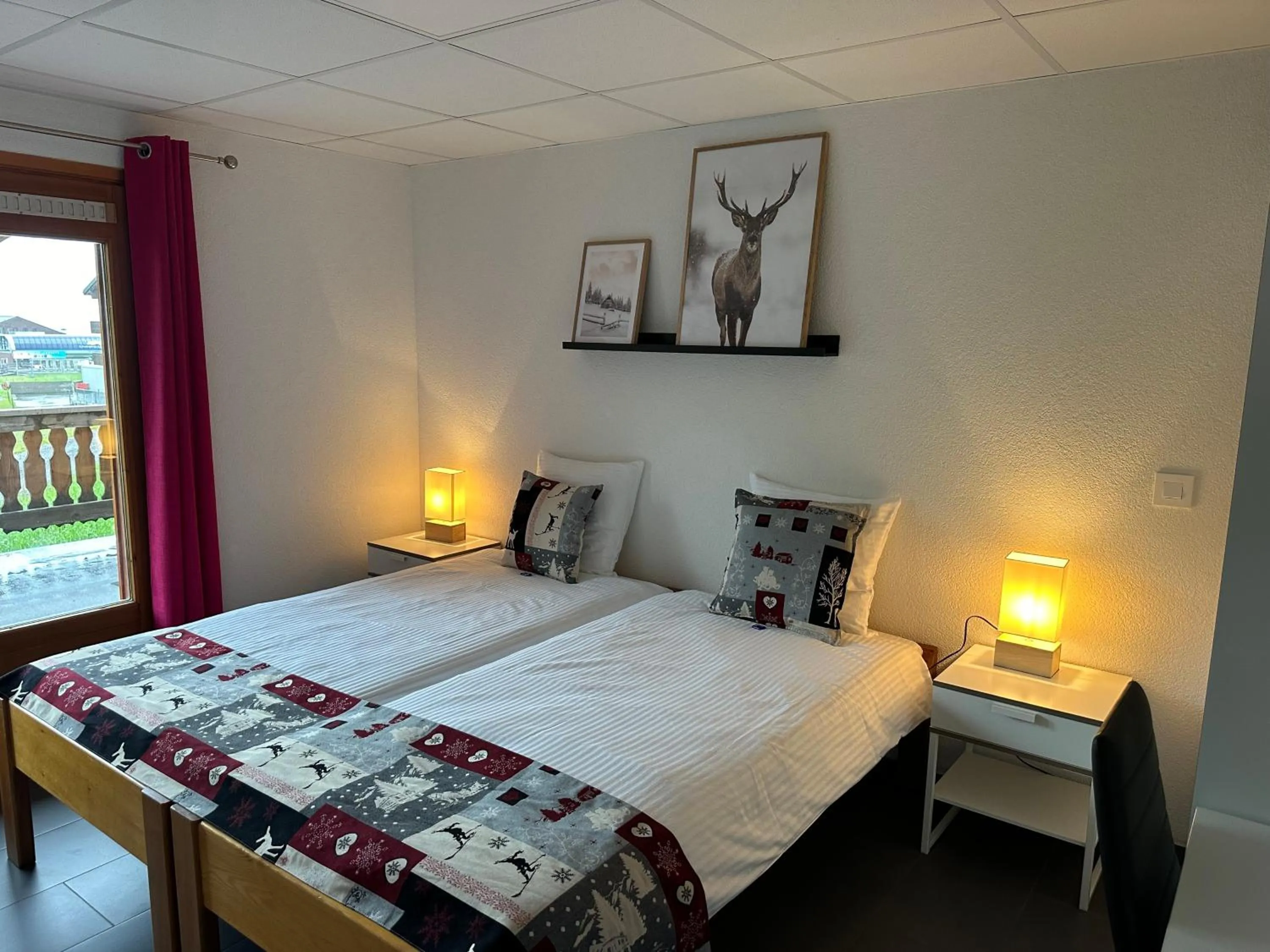 Photo of the whole room, Bed in Chalet Montriond - Bike & Ski