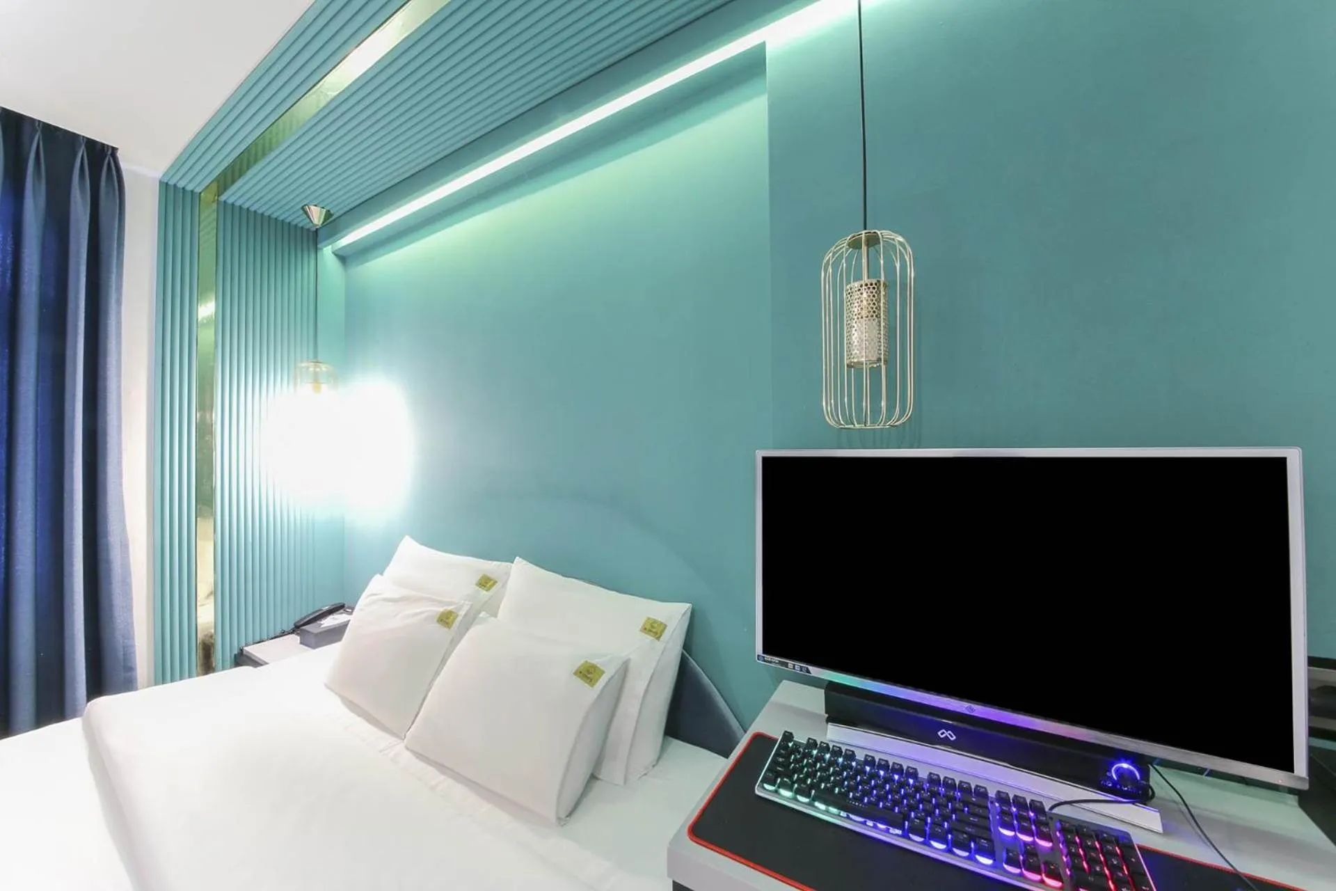 Bed in ND 1226 Hotel