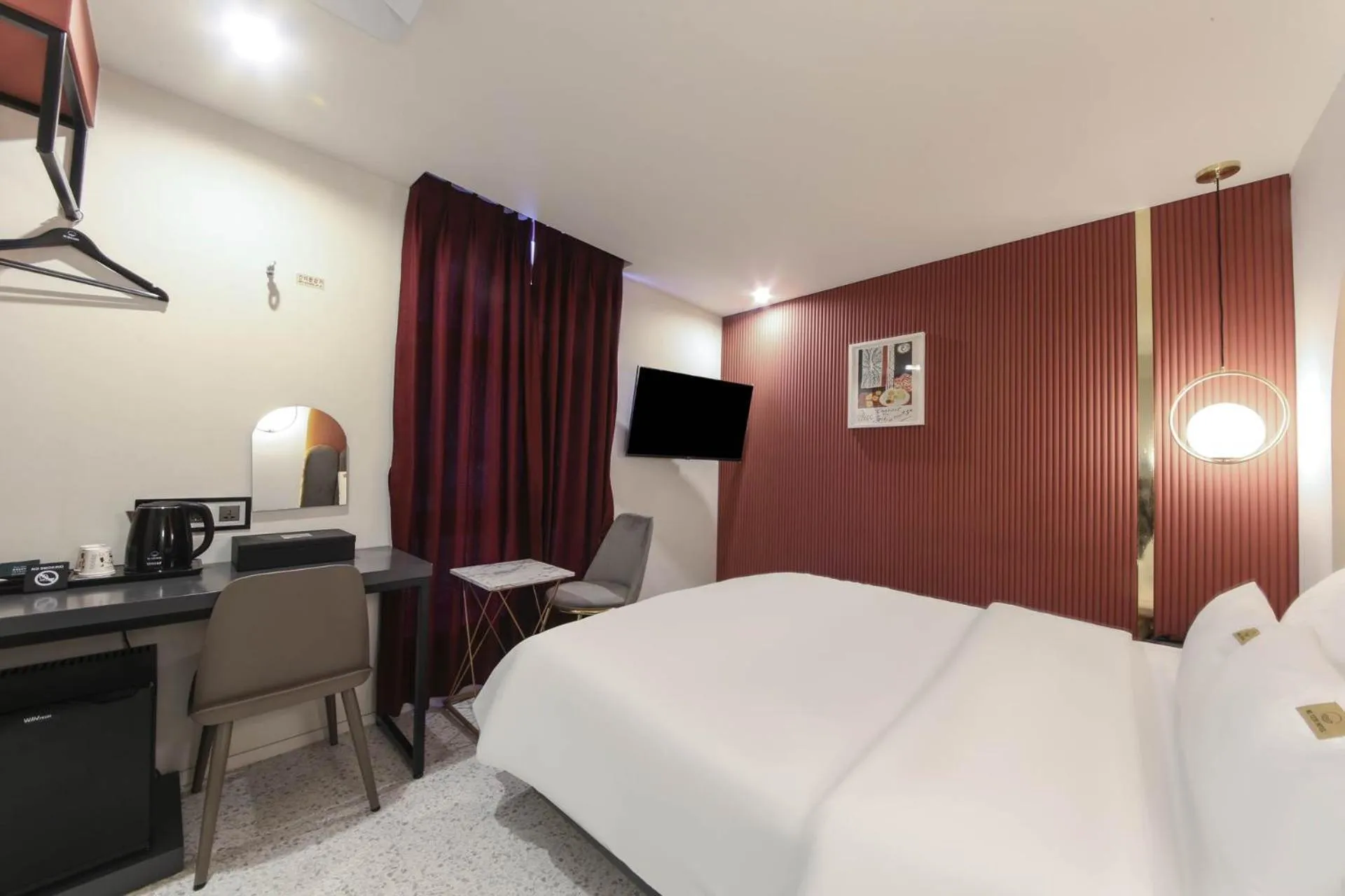 Bed in ND 1226 Hotel