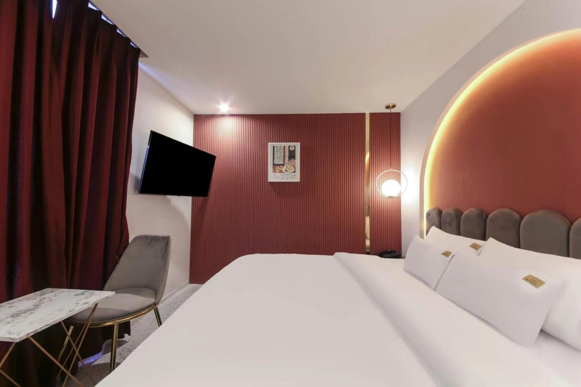 Bed in ND 1226 Hotel