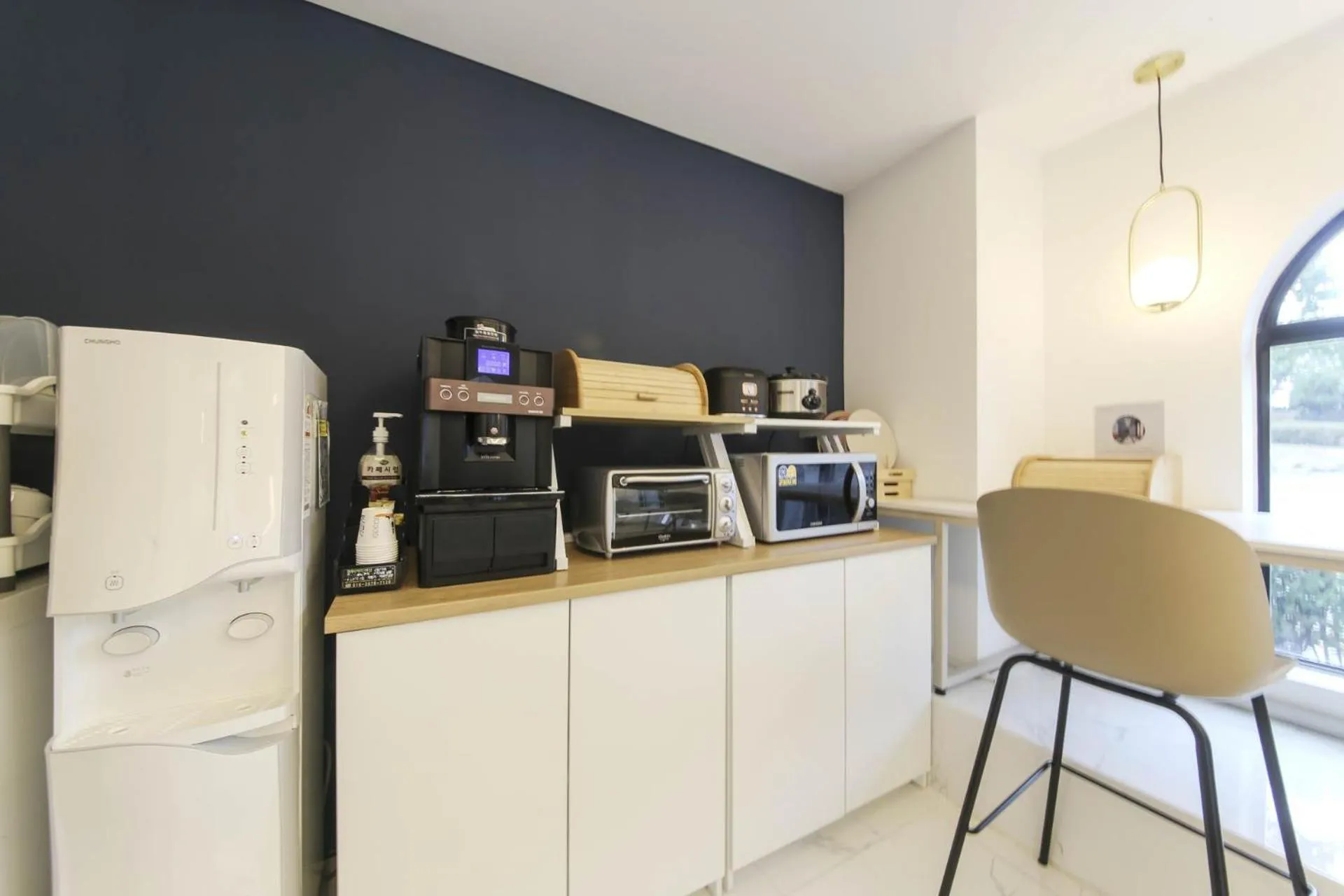 Coffee/tea facilities in ND 1226 Hotel