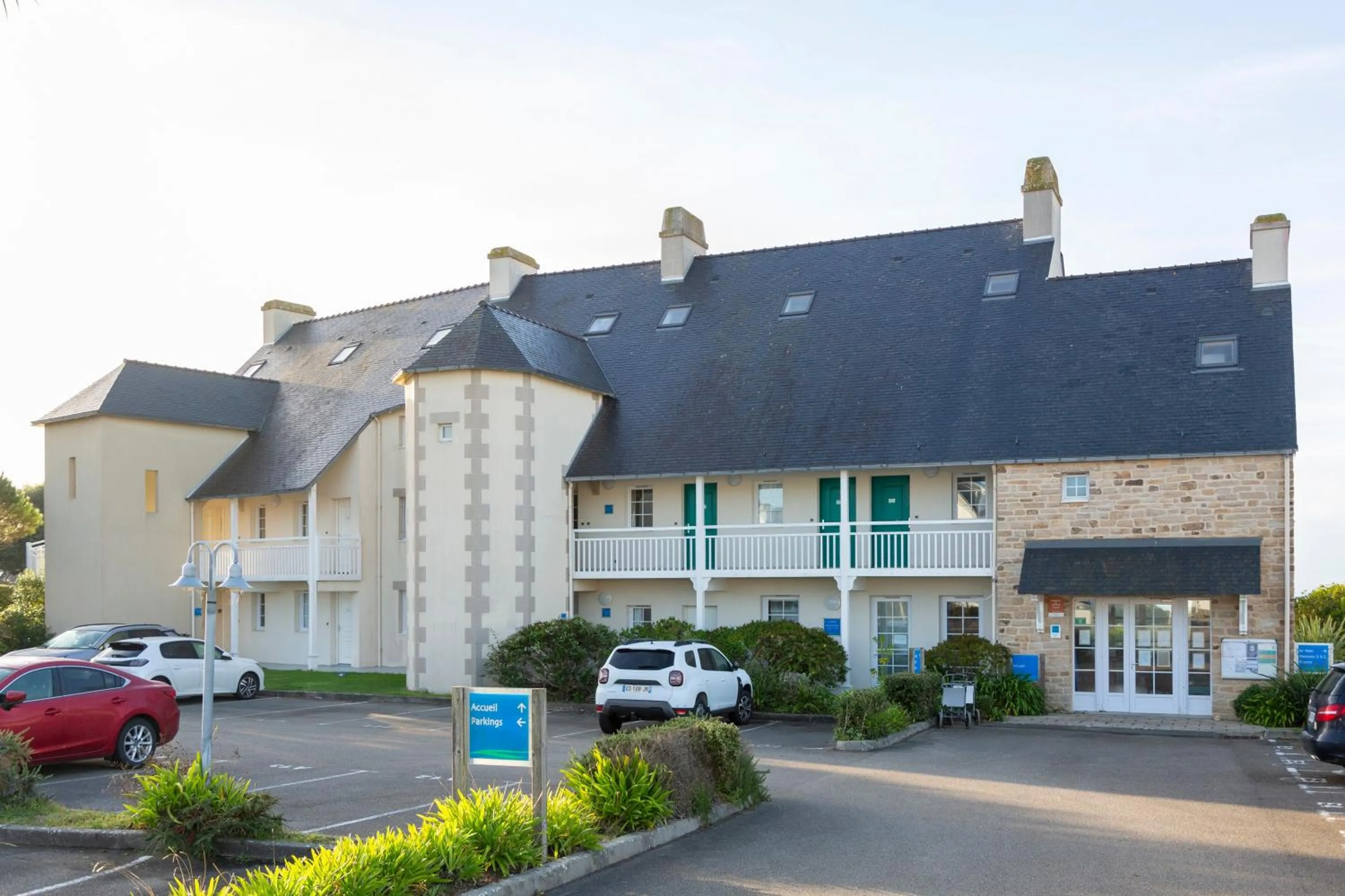 Property building in L' Eclose Cap Marine