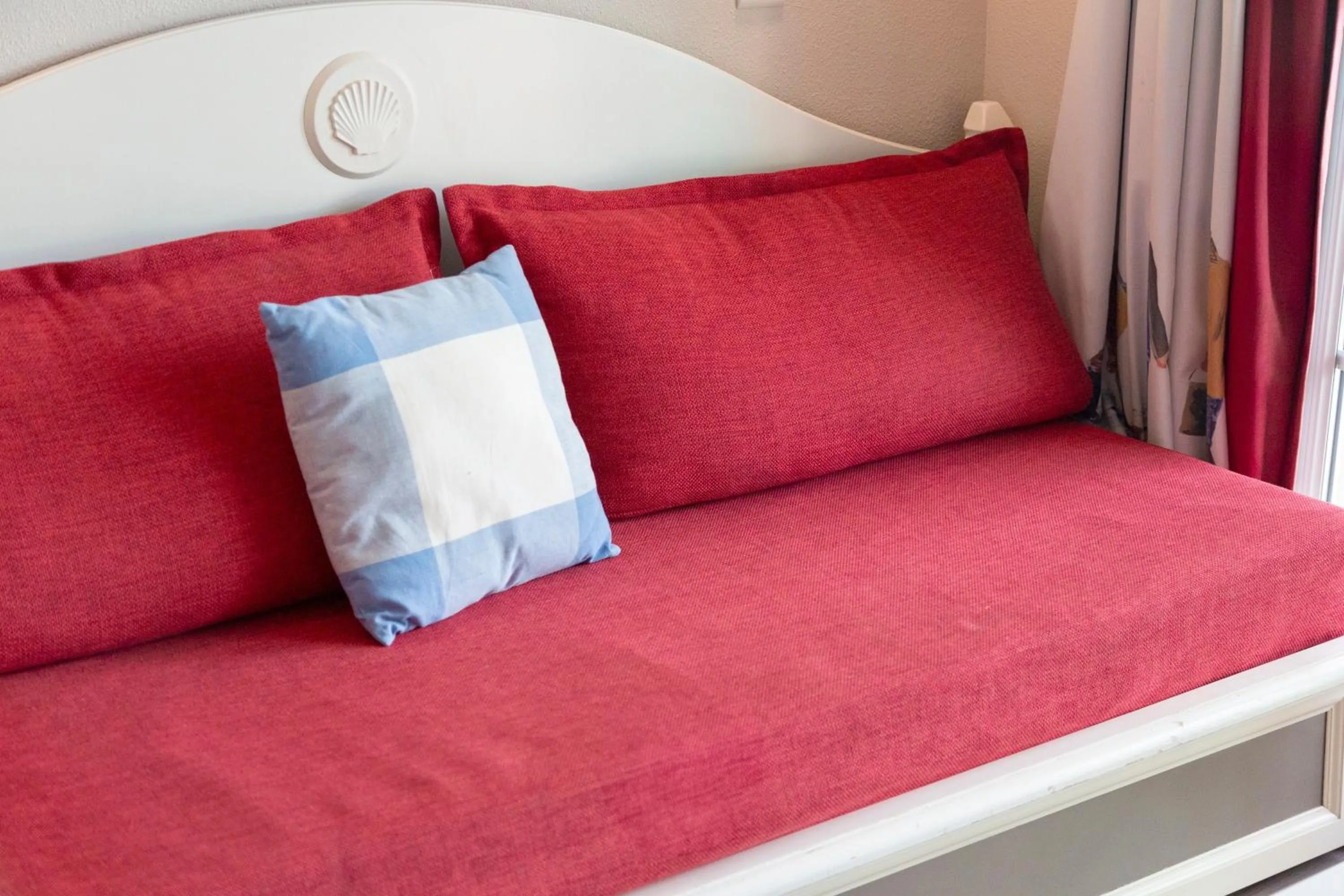 Living room, Bed in L' Eclose Cap Marine