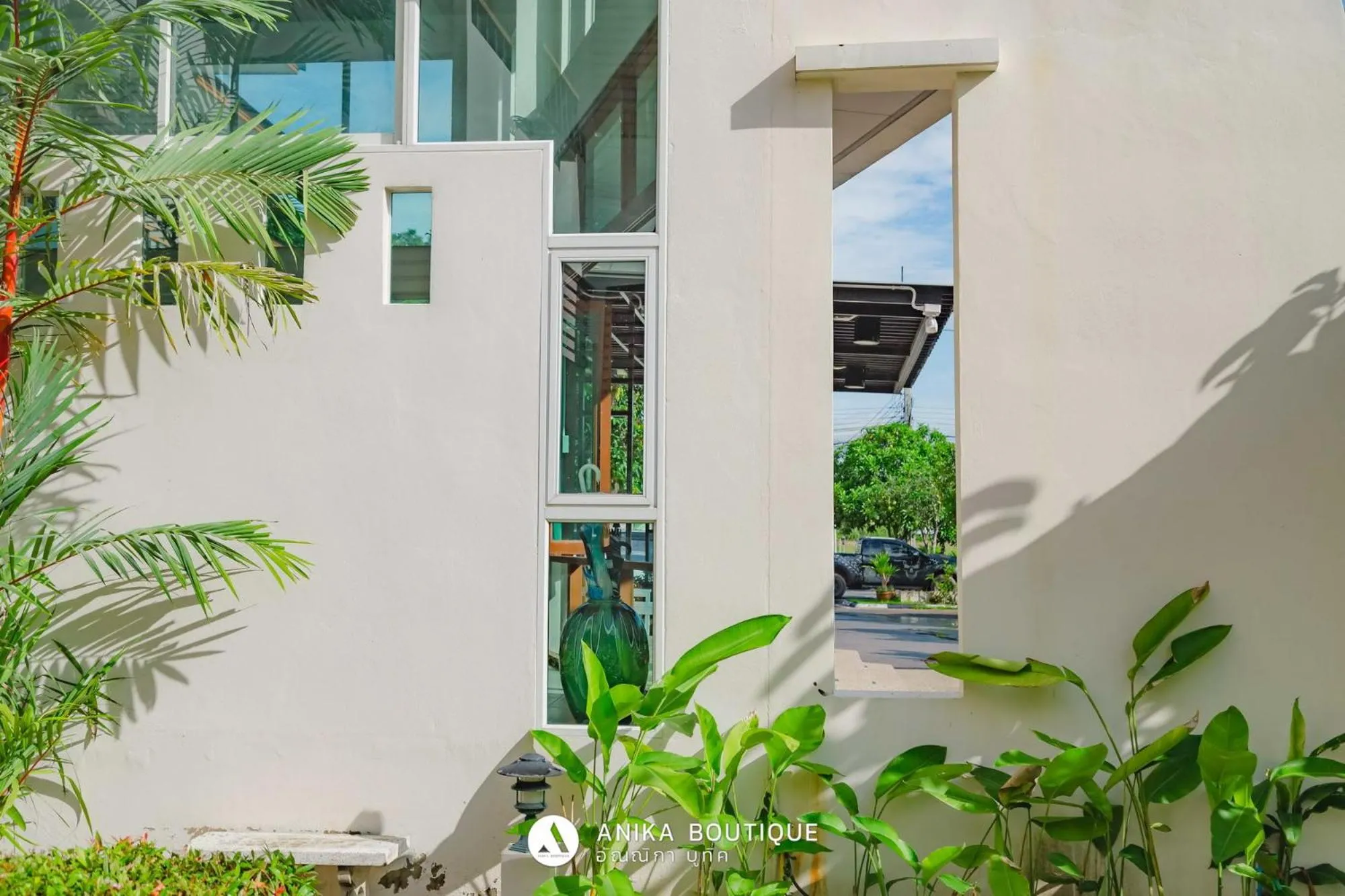 Property building in Anika boutique - อัณณิกา บูทีค