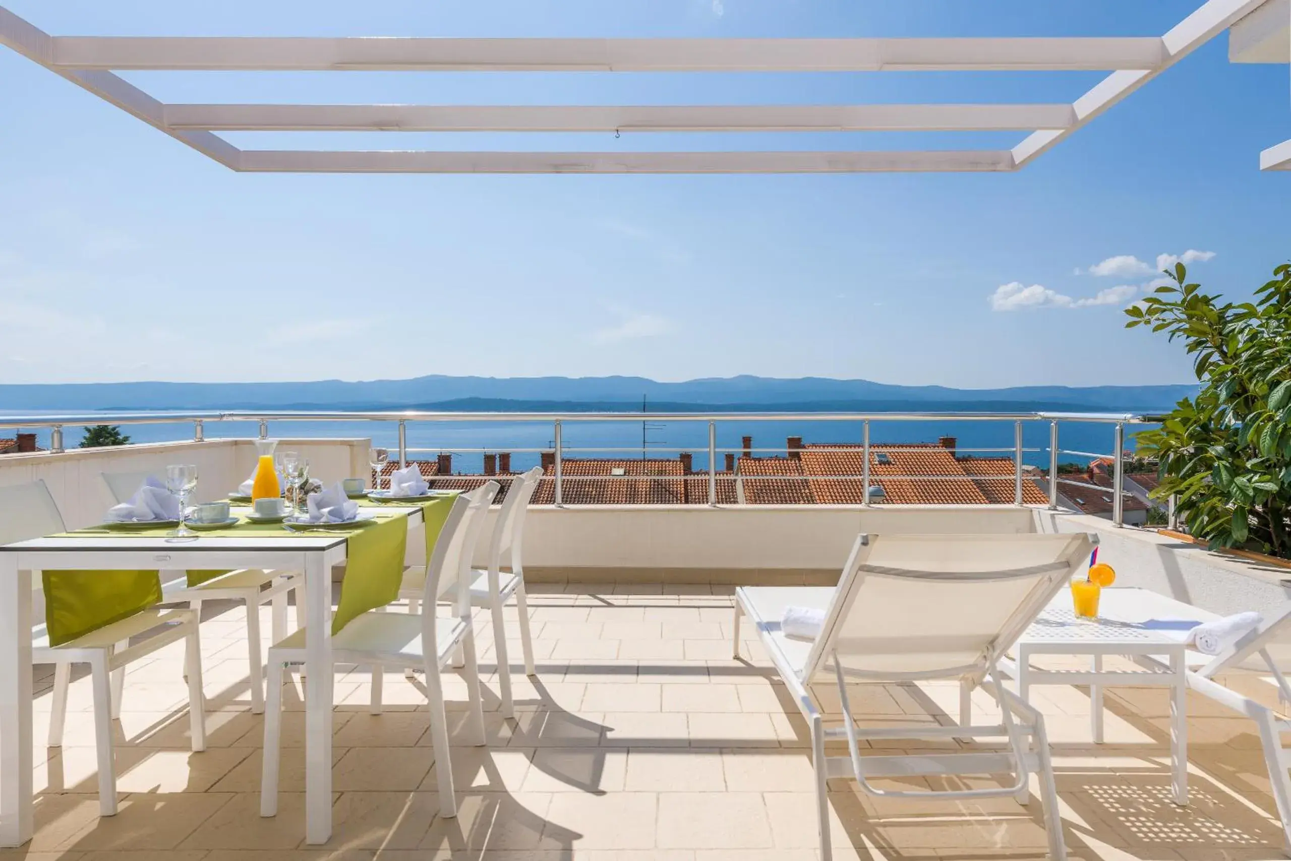 One-Bedroom Apartment with Balcony and Sea View in Apartments Villa Azzurra Bol One-Bedroom Apartment with Balcony and Sea View in Apartments Villa Azzurra Bol