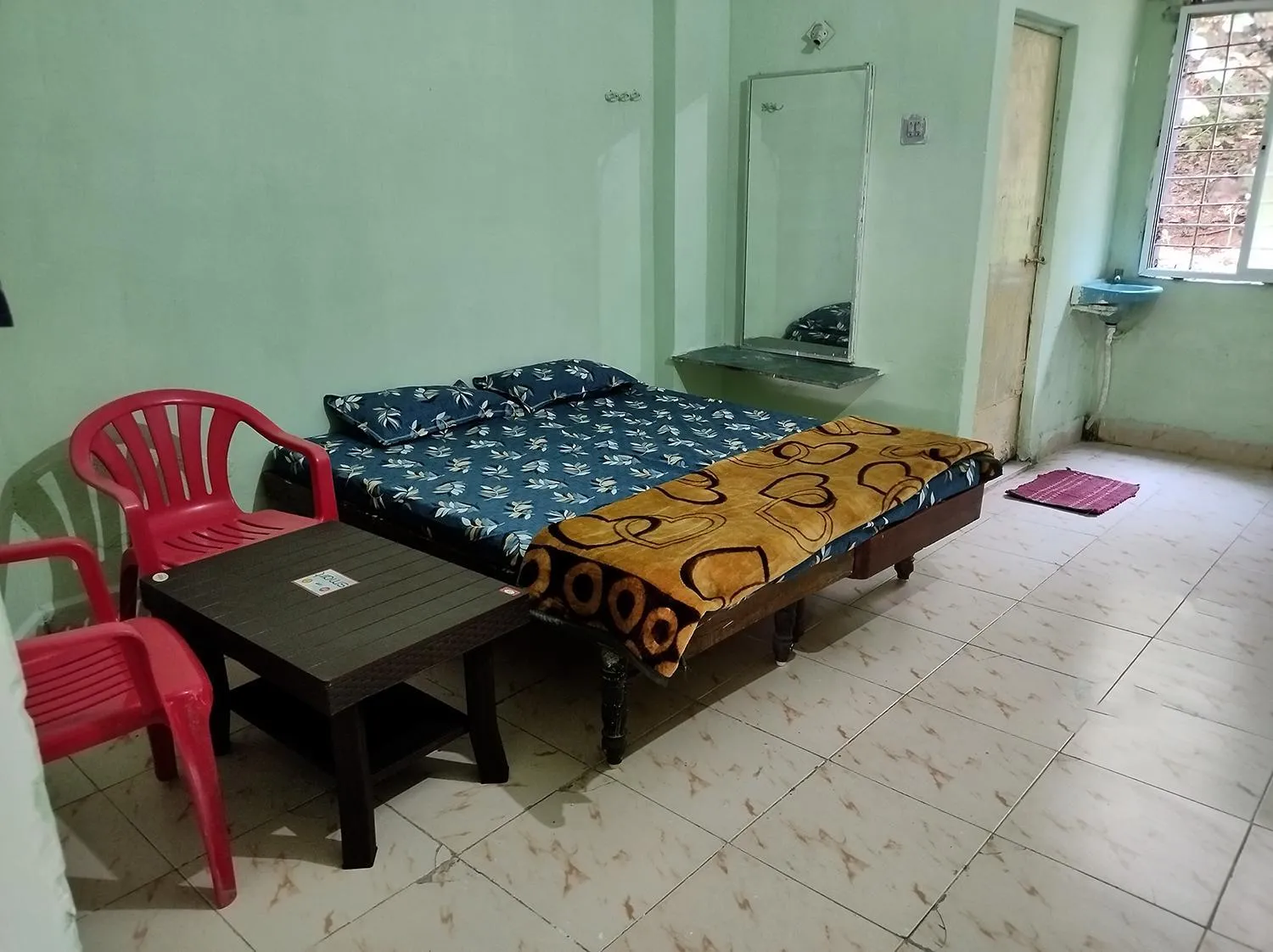 Bed in Hotel HillView, Junagadh