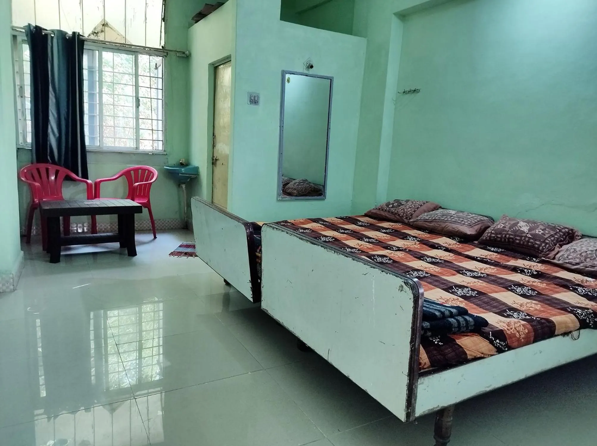 Bed in Hotel HillView, Junagadh