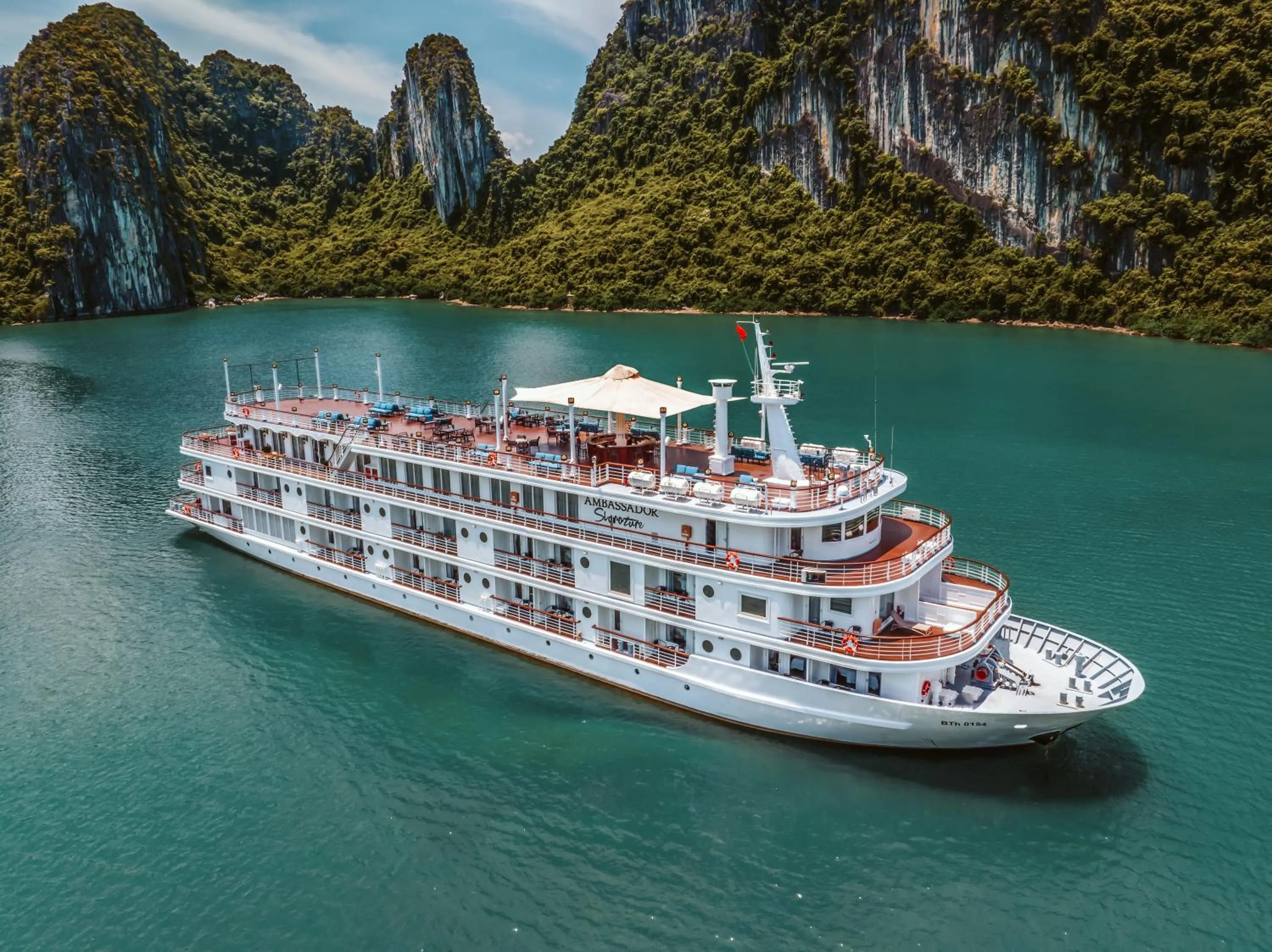 Sea view in Ambassador Signature Cruise - Lan Ha Bay