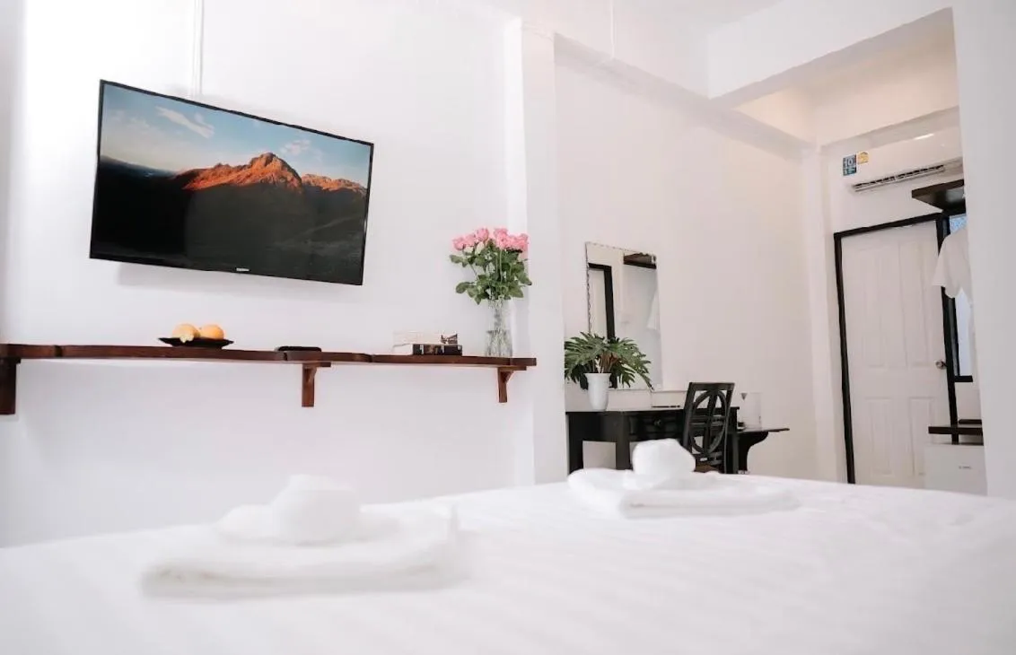 Bed in The Courtyard Chiangrai