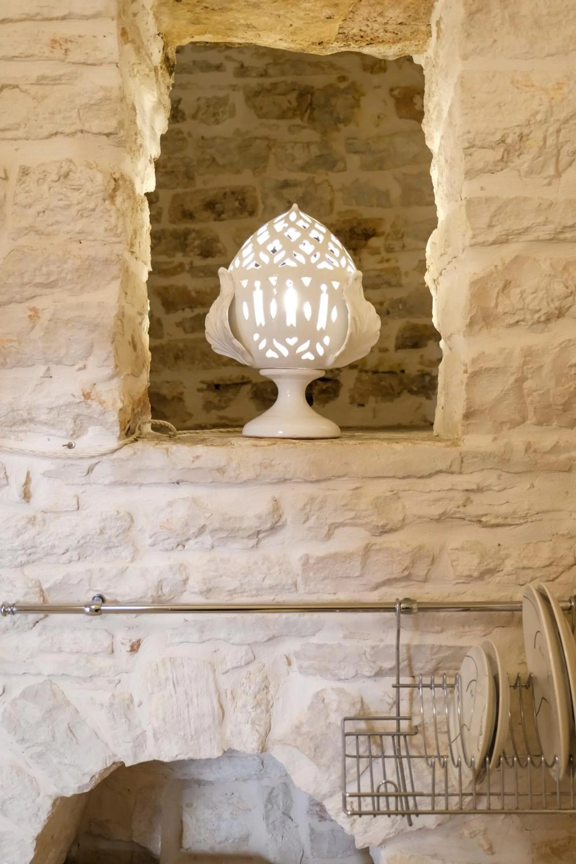 Kitchen or kitchenette in Trulli di Zia Vittoria