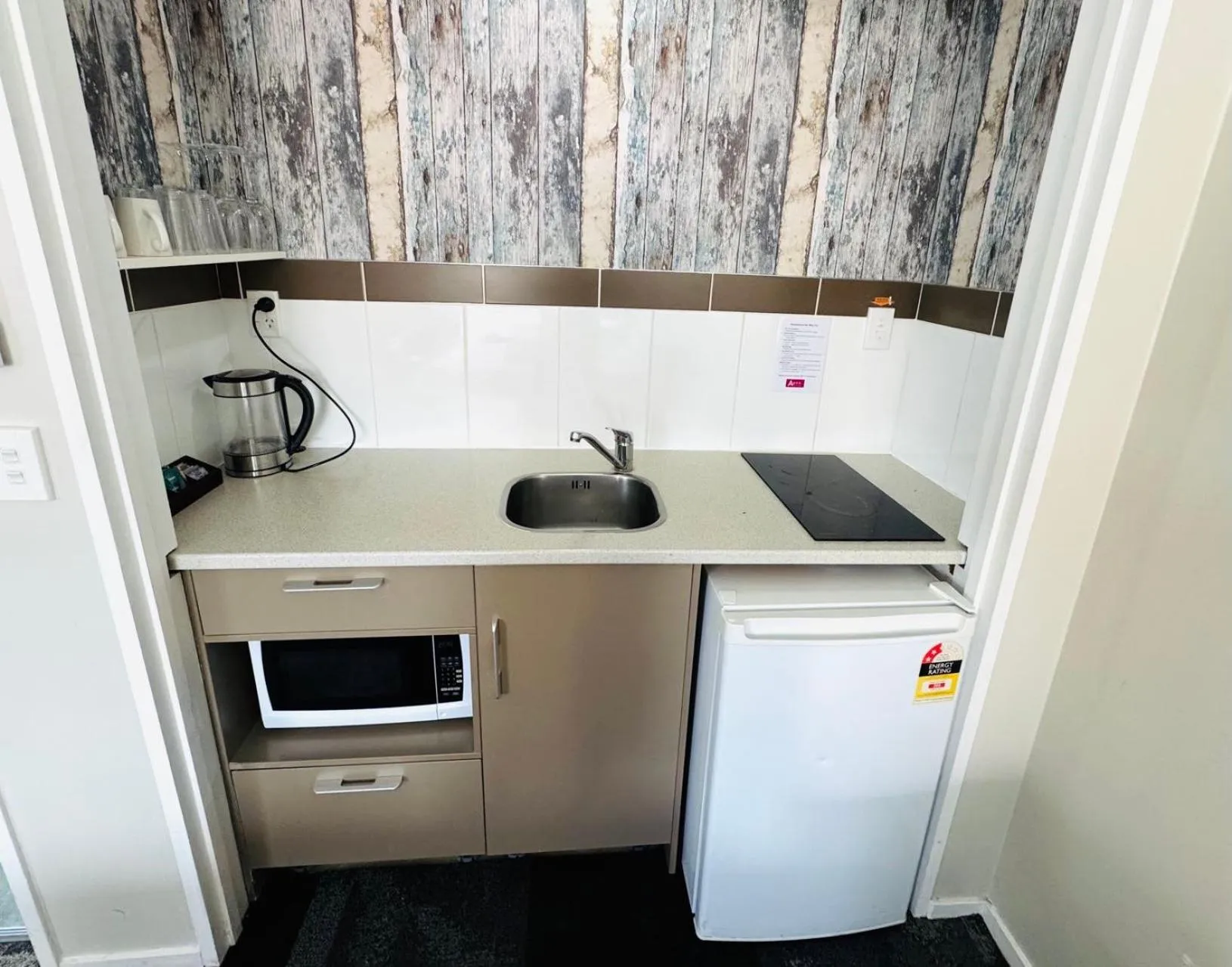 Kitchen or kitchenette in Apex on Fenton