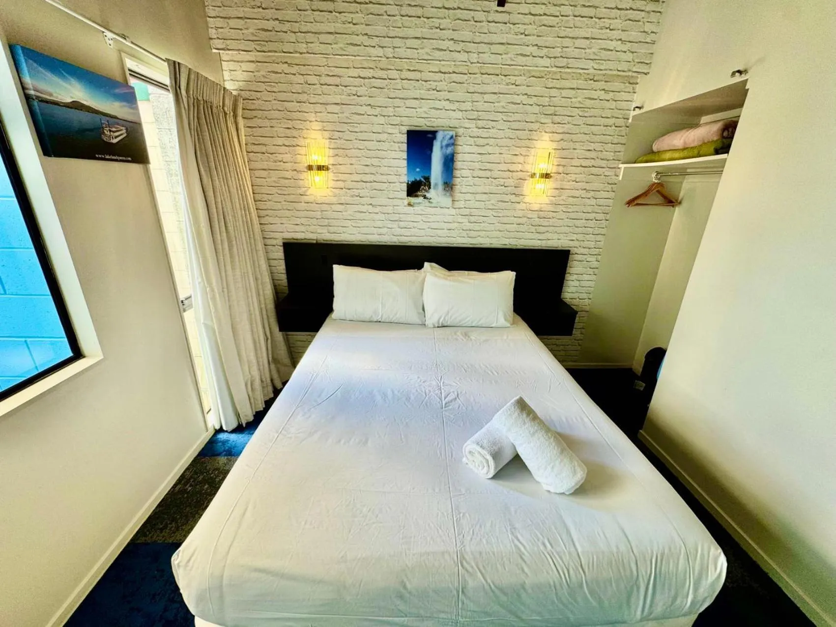 Bed in Apex on Fenton