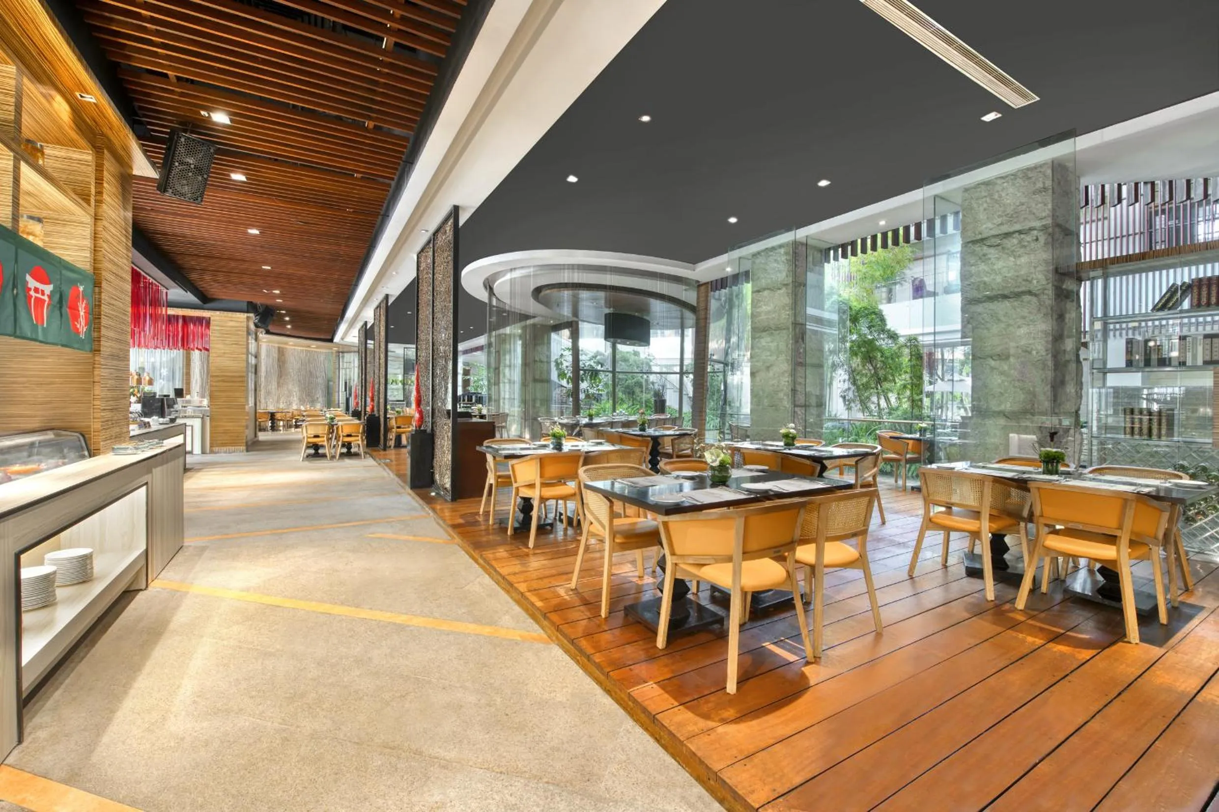 Restaurant/places to eat in Dongguan Royal Garden Hotel