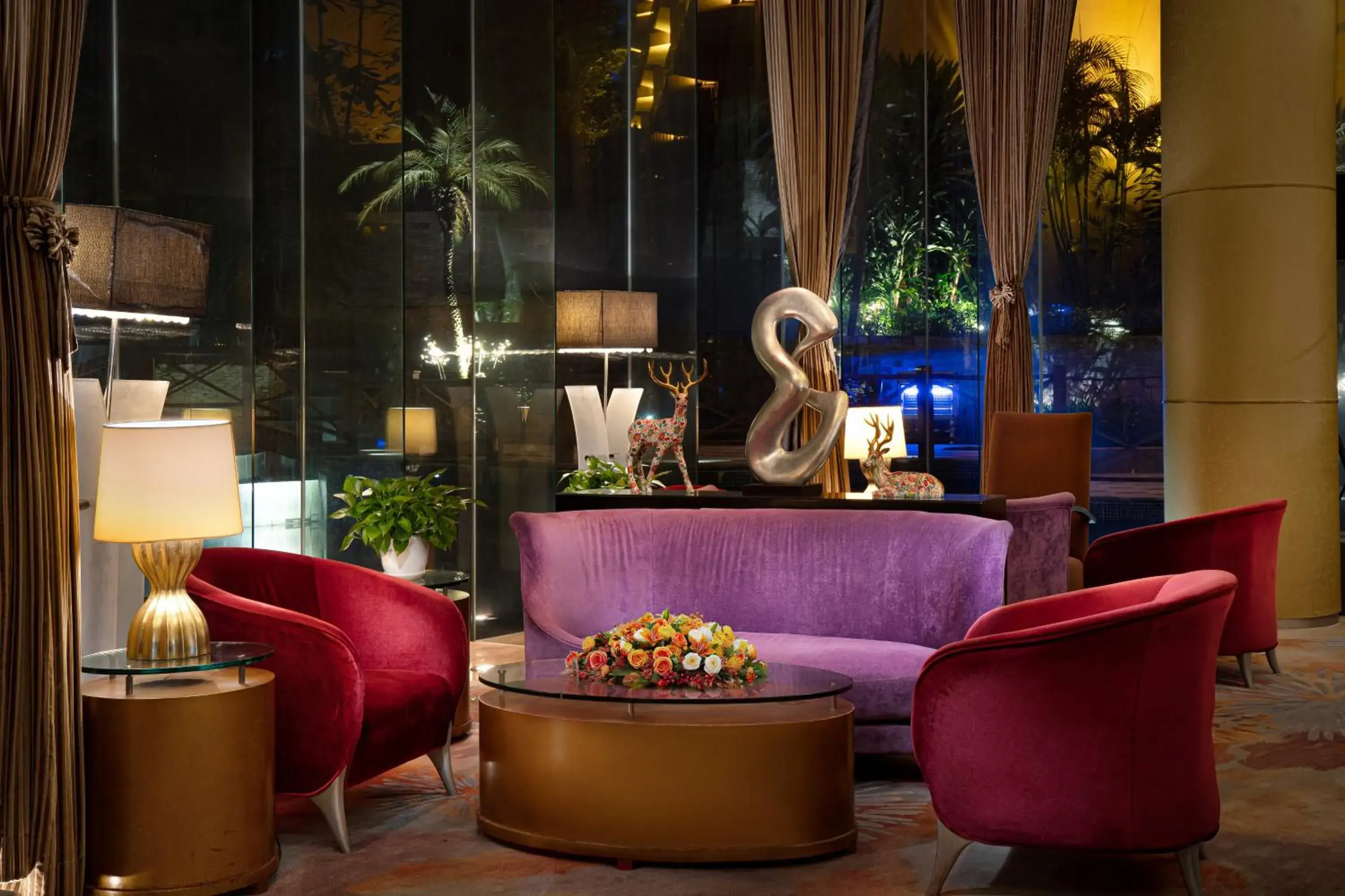 Lobby or reception in Royal Garden Hotel