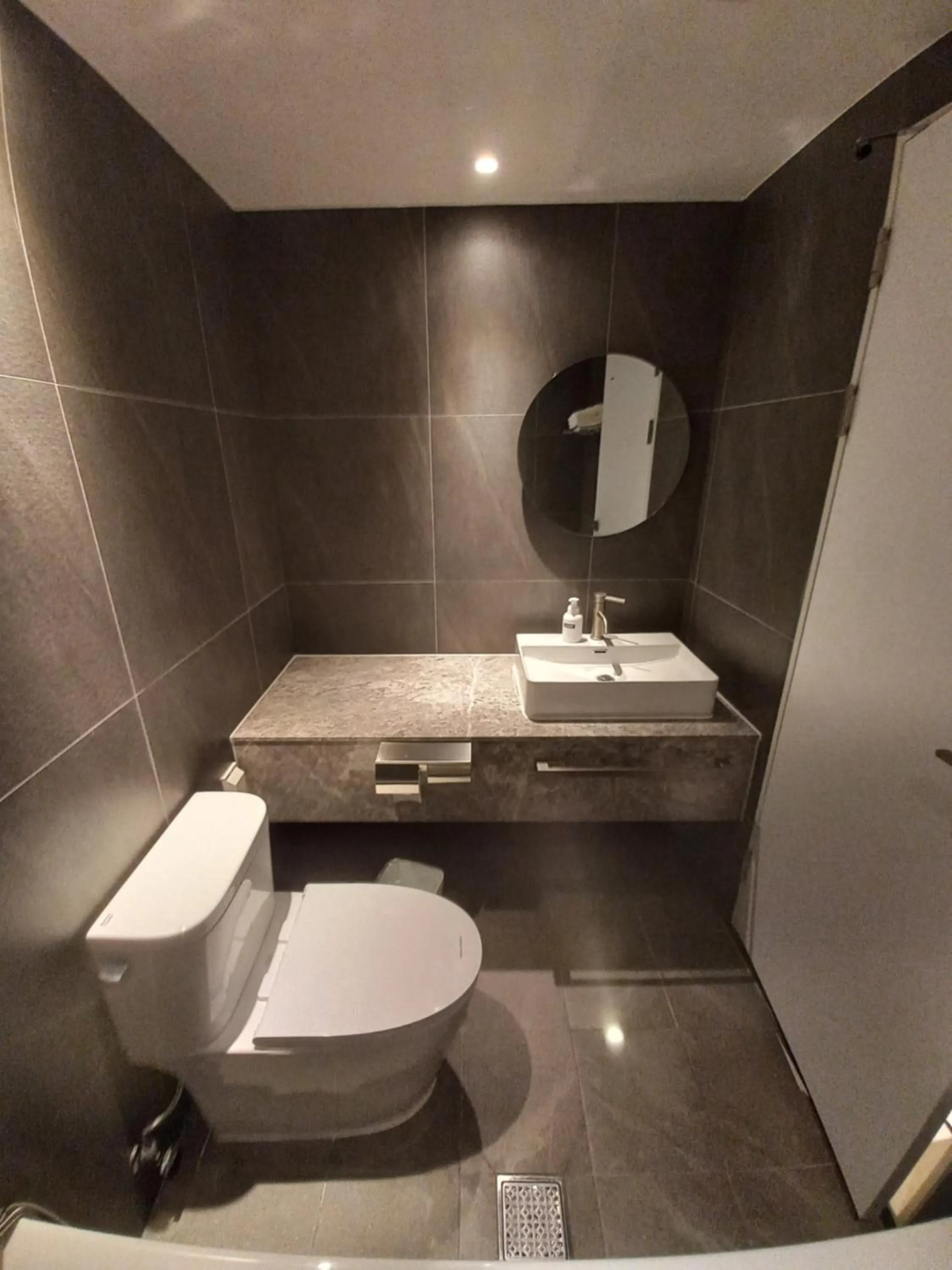 Bathroom in Adena Hotel