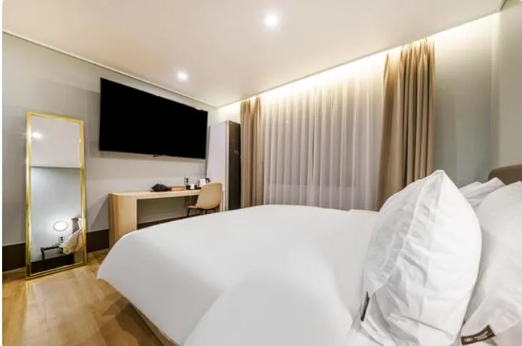 Brown Dot Hotel Yeonsan