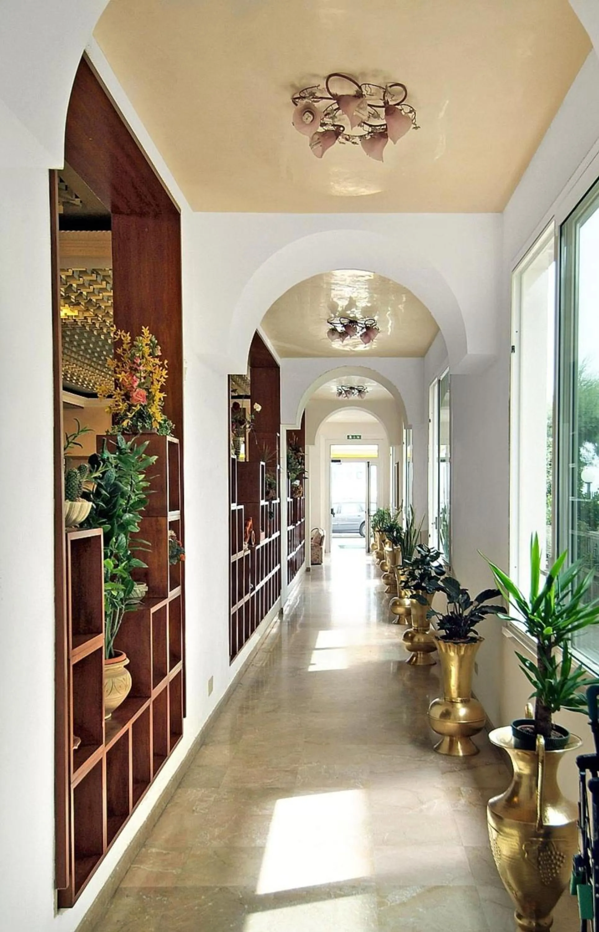 Communal lounge/ TV room in Hotel Gardenia