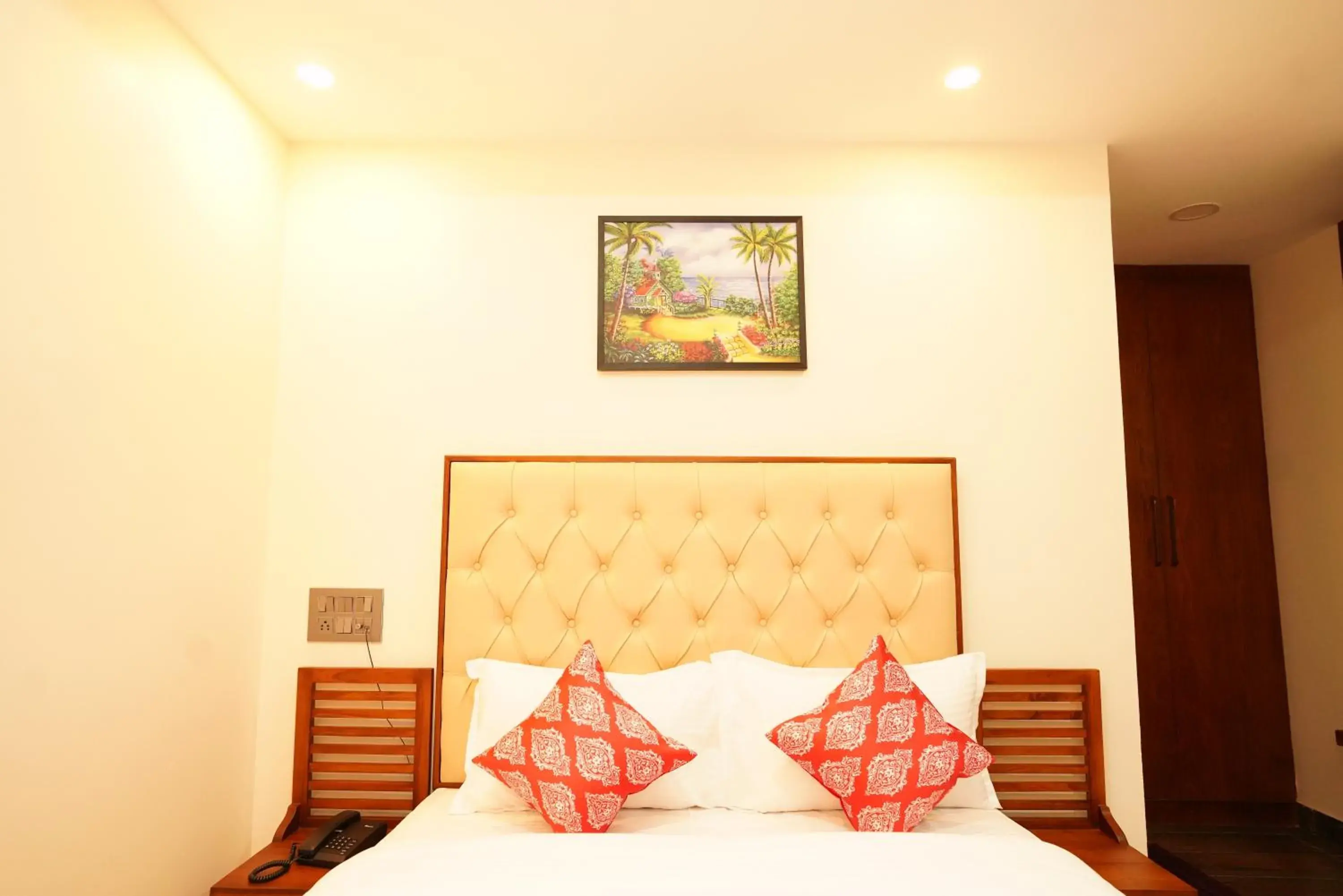 Bedroom, Bed in Saavees Residency Bedroom, Bed in Saavees Residency