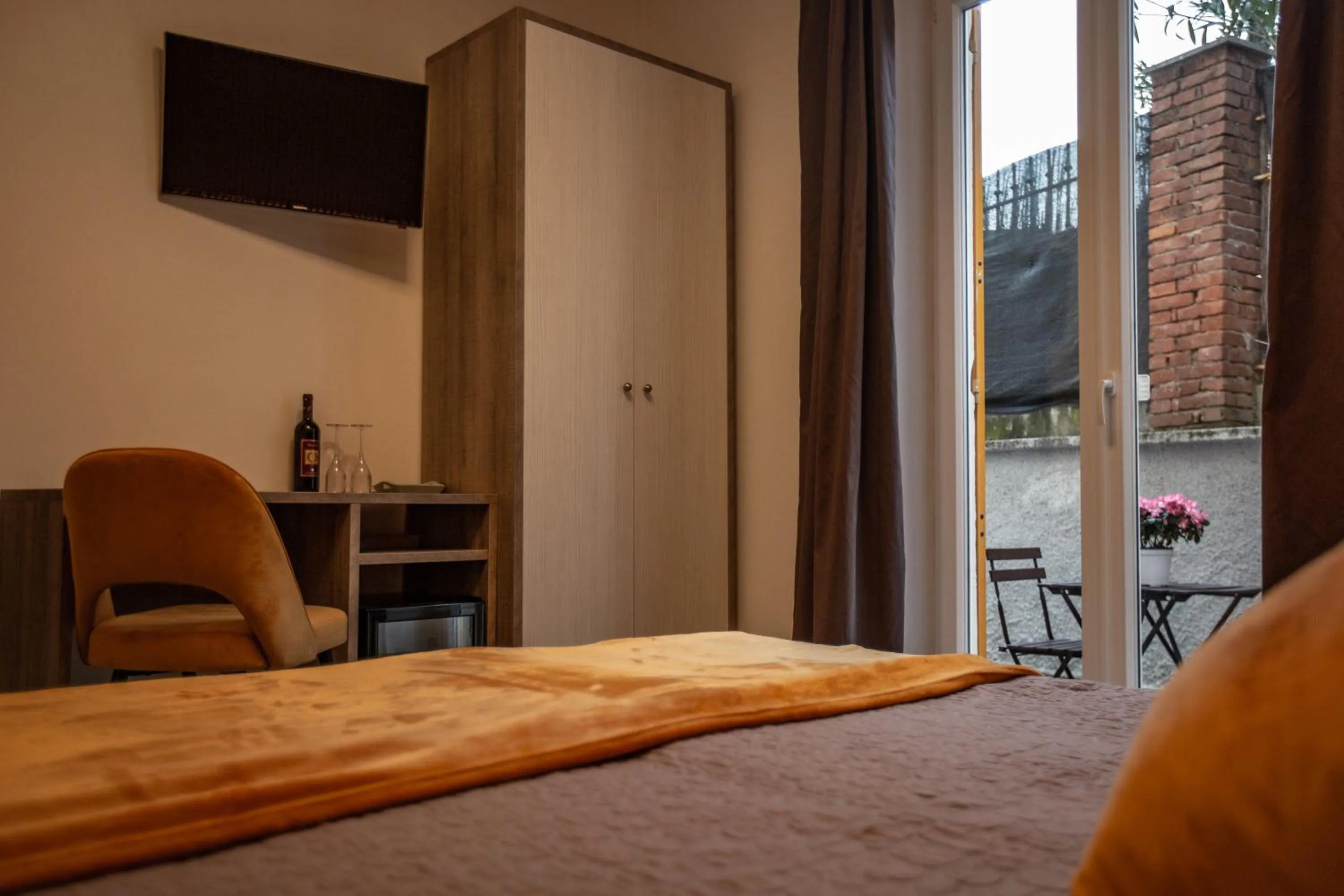 Bedroom, Bed in 88 Miglia