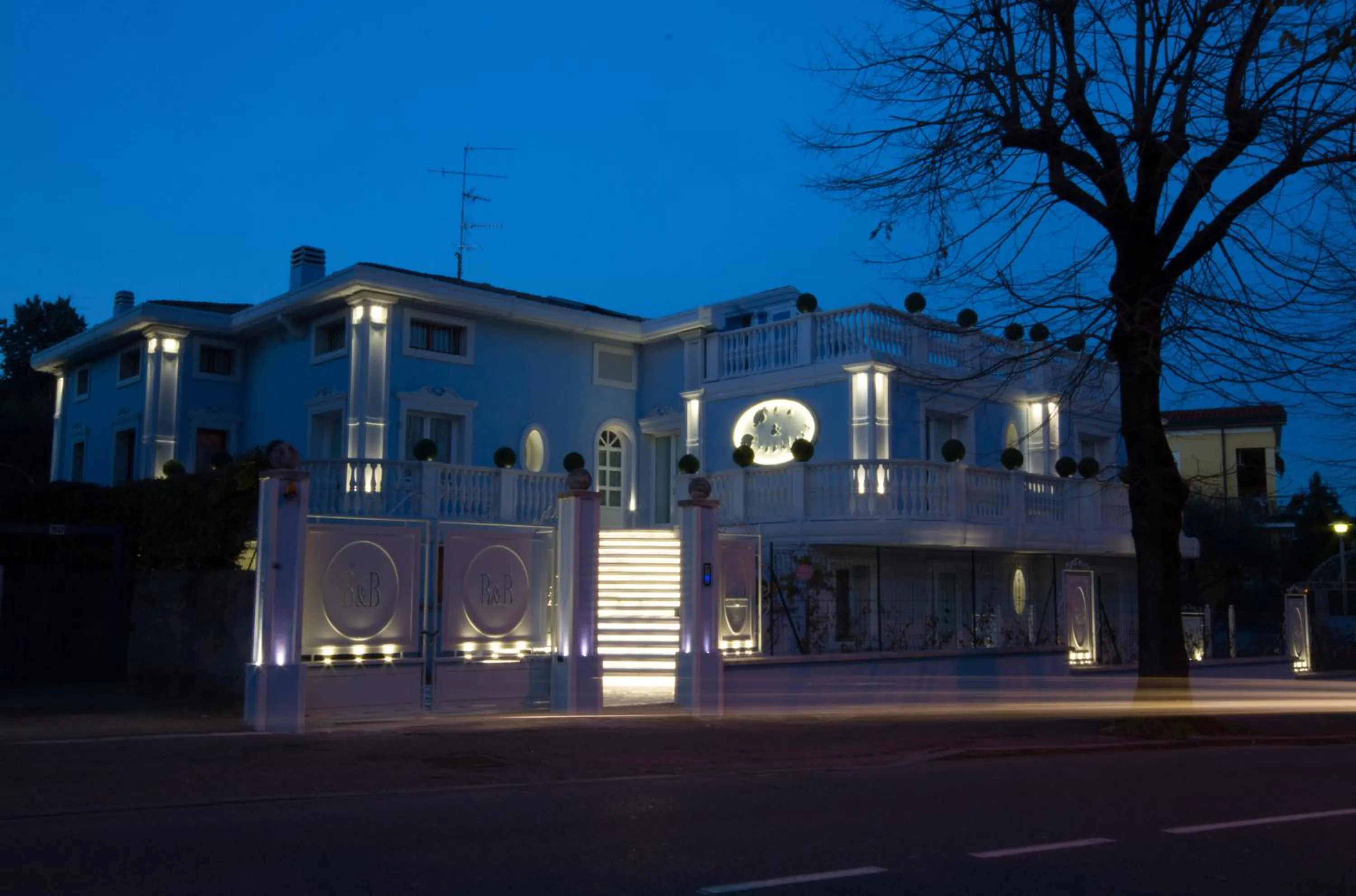 Property building in La maison delle favole