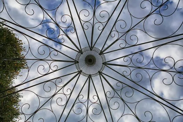 Decorative detail in La maison delle favole