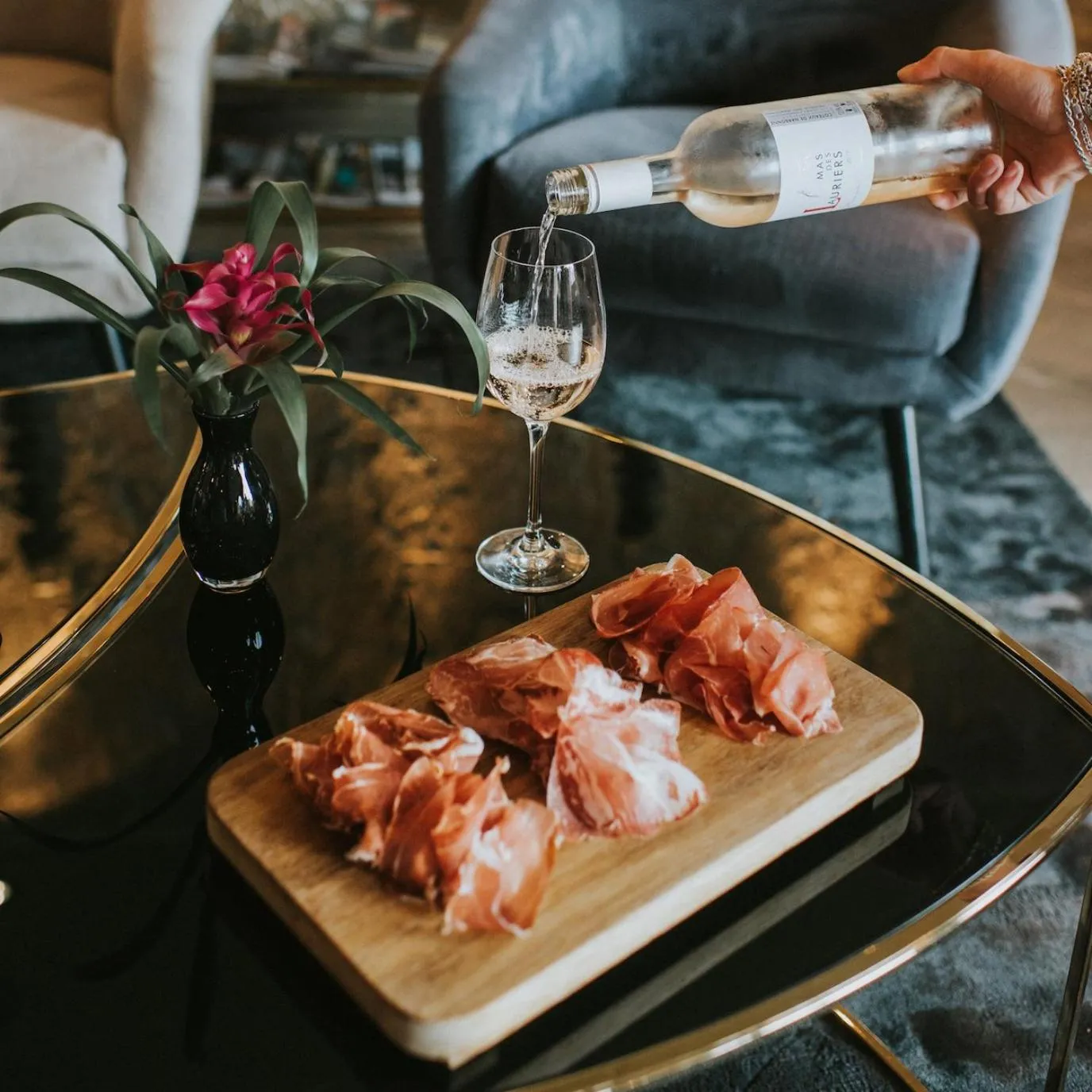 Lounge or bar in Alexander Hotel