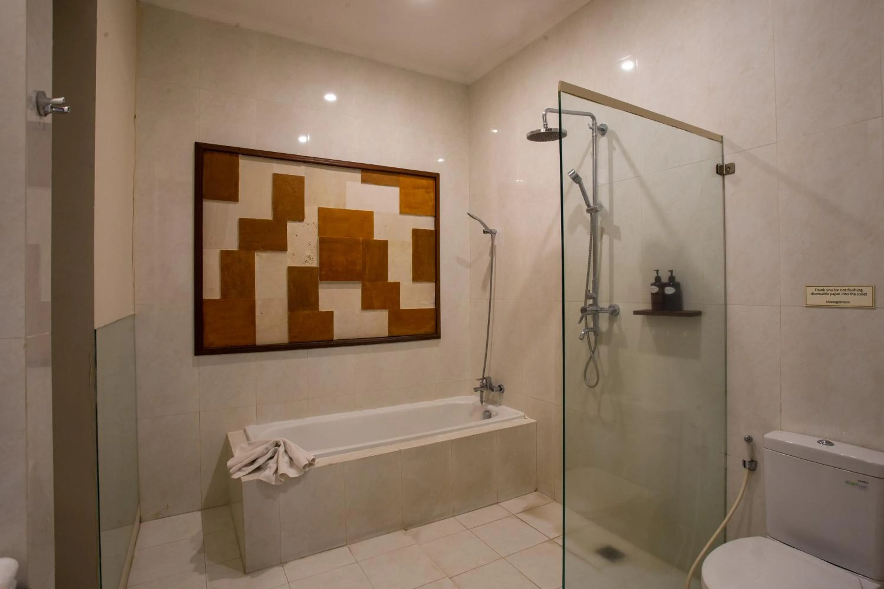 Shower in Awatara Boutique Resort Ubud