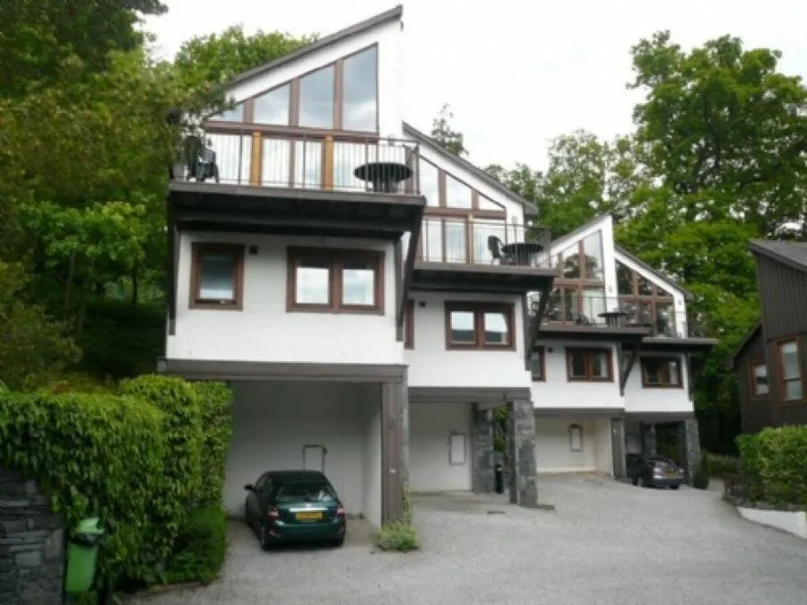 Property building in Keswick Bridge 19, within walking distance of Keswick town centre, strictly no pets