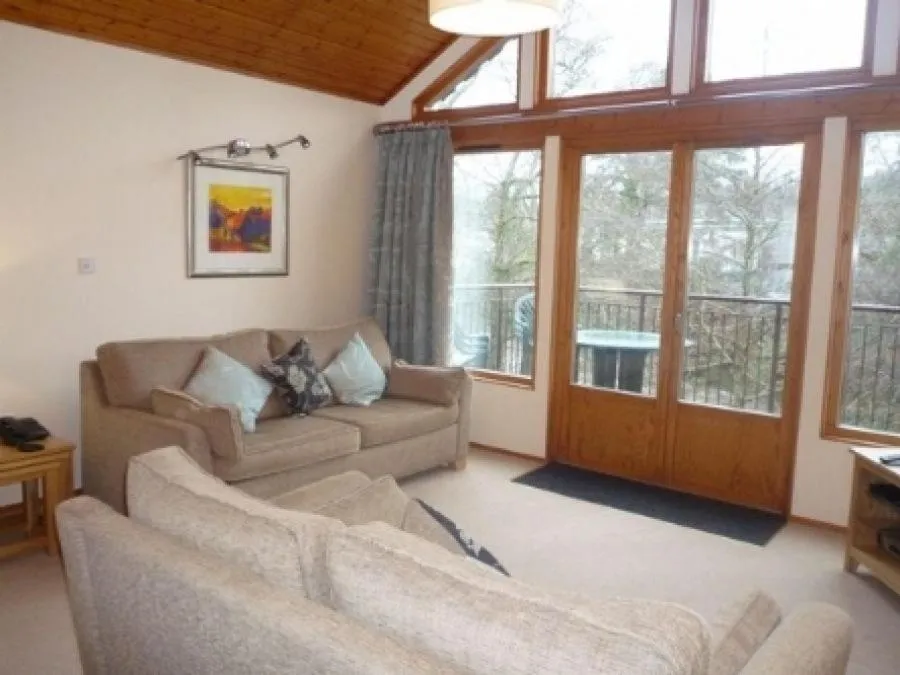 Property building in Keswick Bridge 19, within walking distance of Keswick town centre, strictly no pets