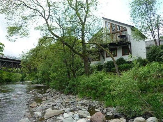 Property building in Keswick Bridge 19, within walking distance of Keswick town centre, strictly no pets