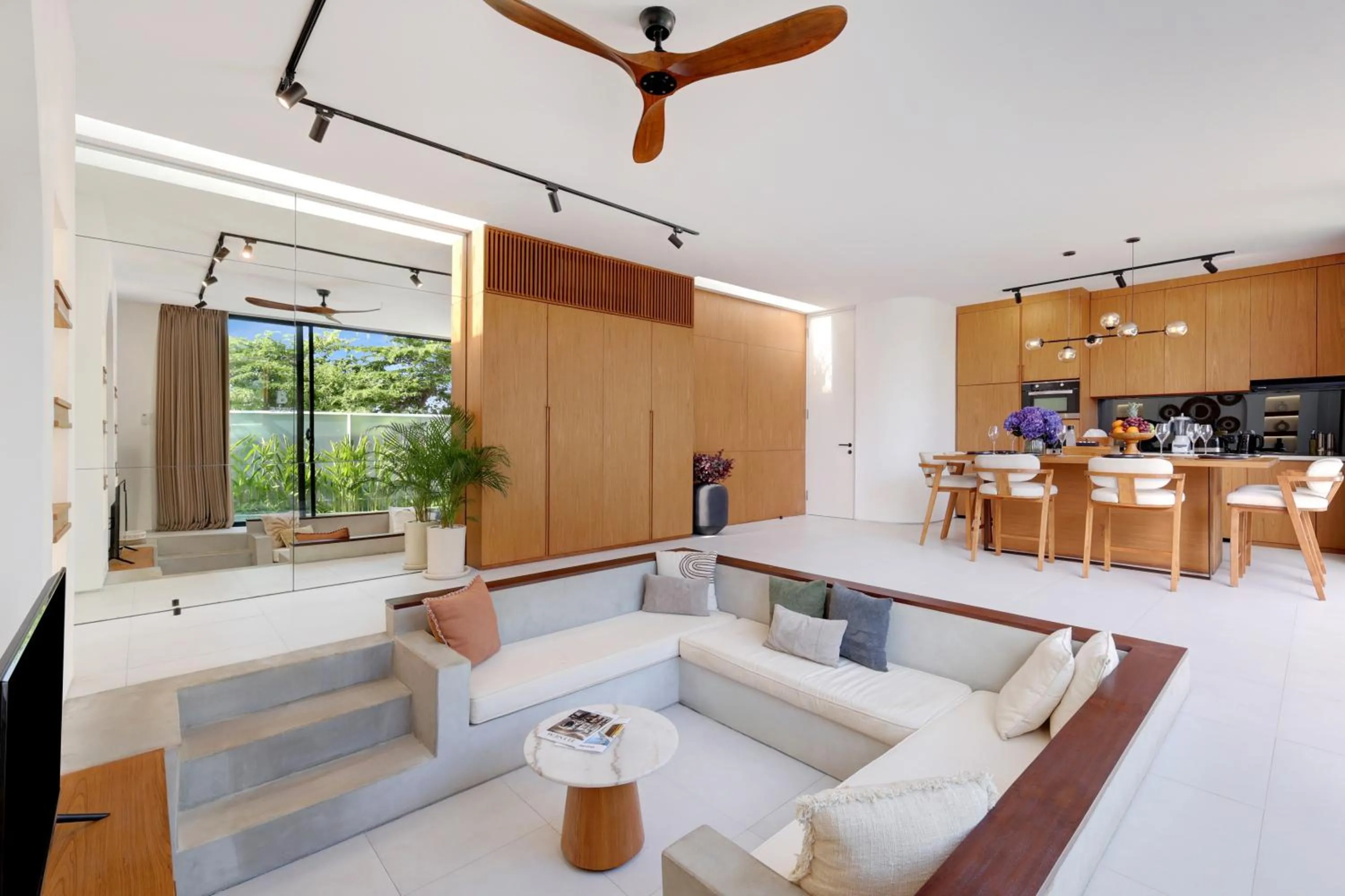 Kitchen or kitchenette in Garden Villa Pererenan by BREIG