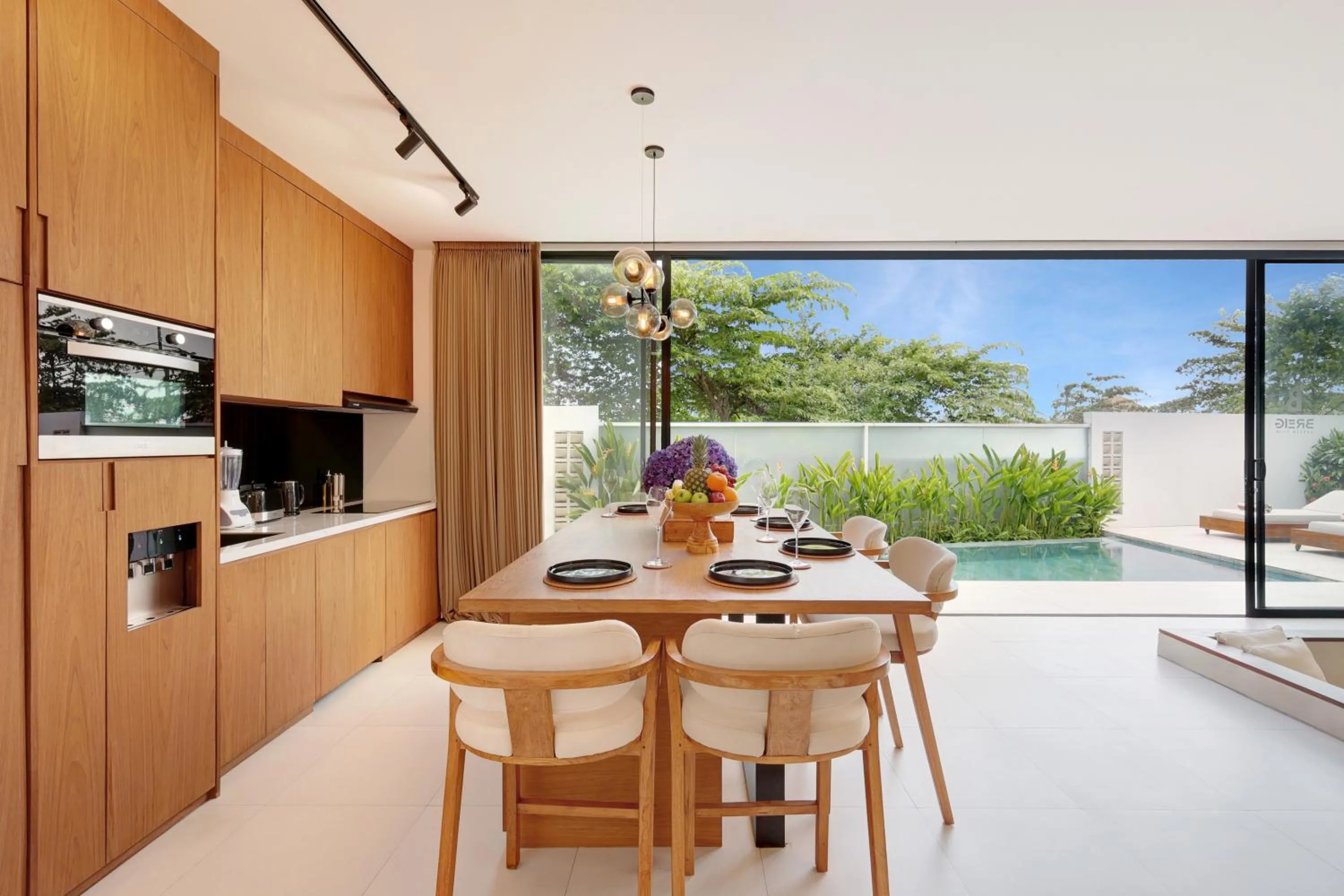 Kitchen or kitchenette in Garden Villa Pererenan by BREIG