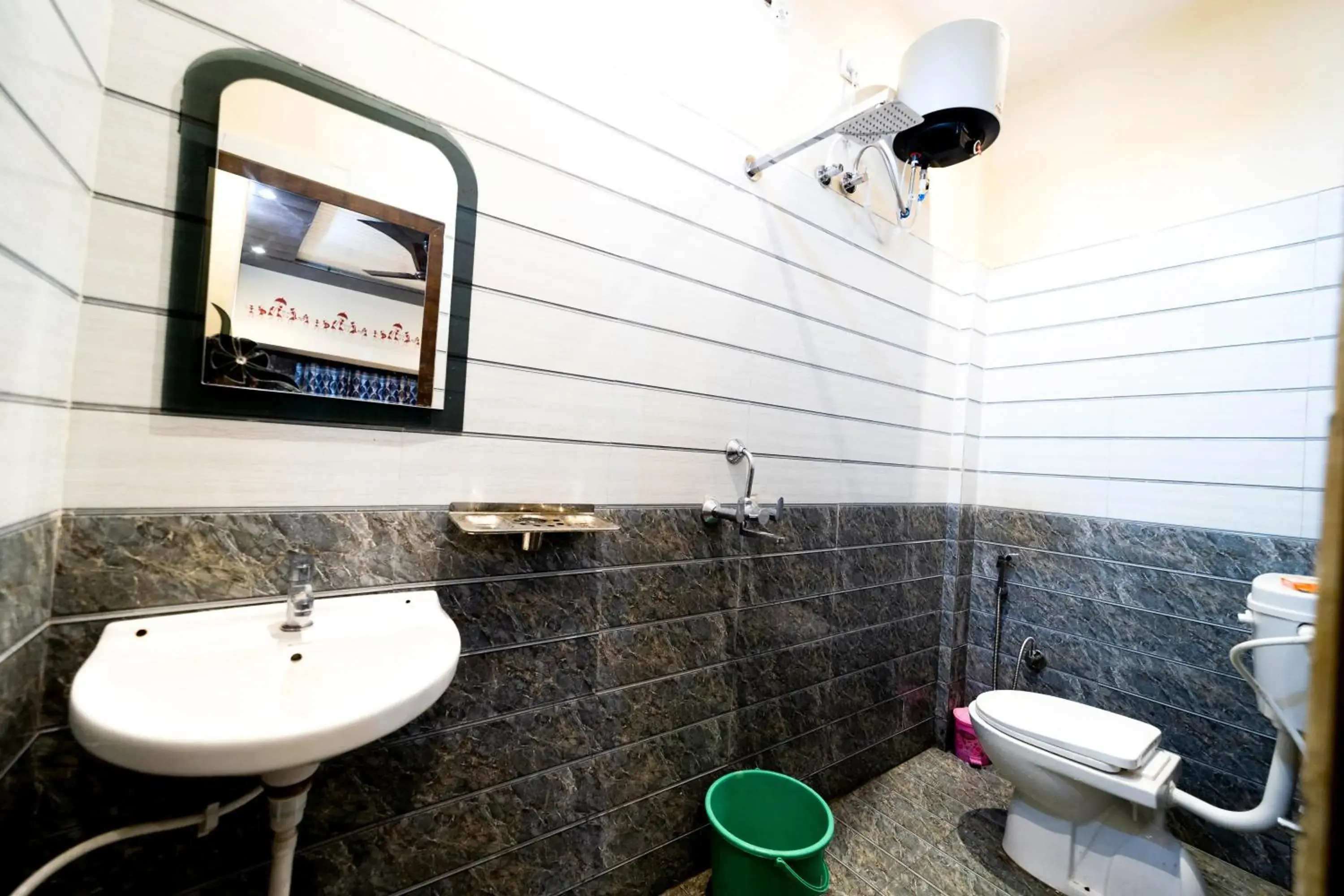 Raghuvanshi Paying Guest House Raghuvanshi Paying Guest House