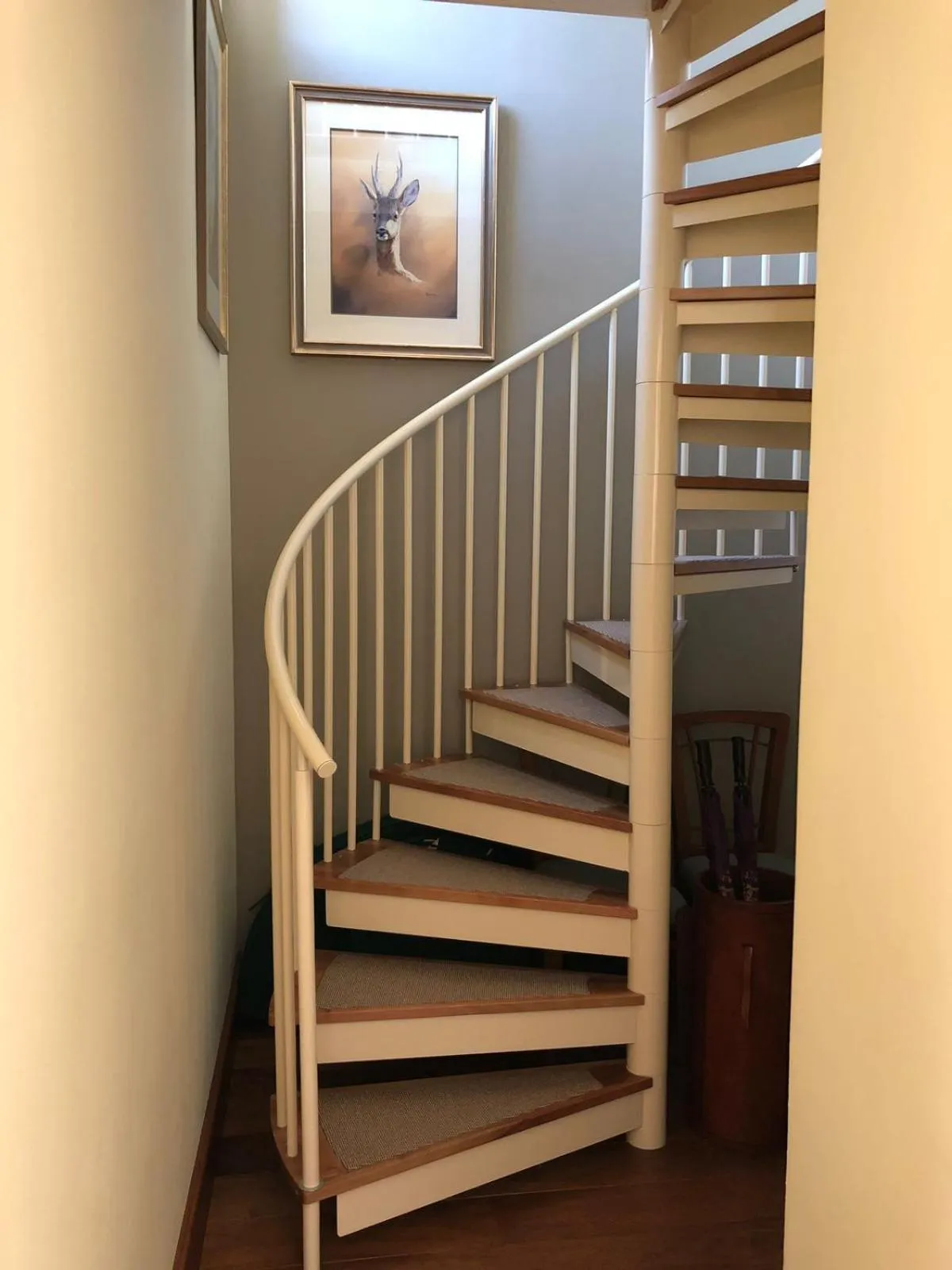 Facade/entrance in The Highland Club