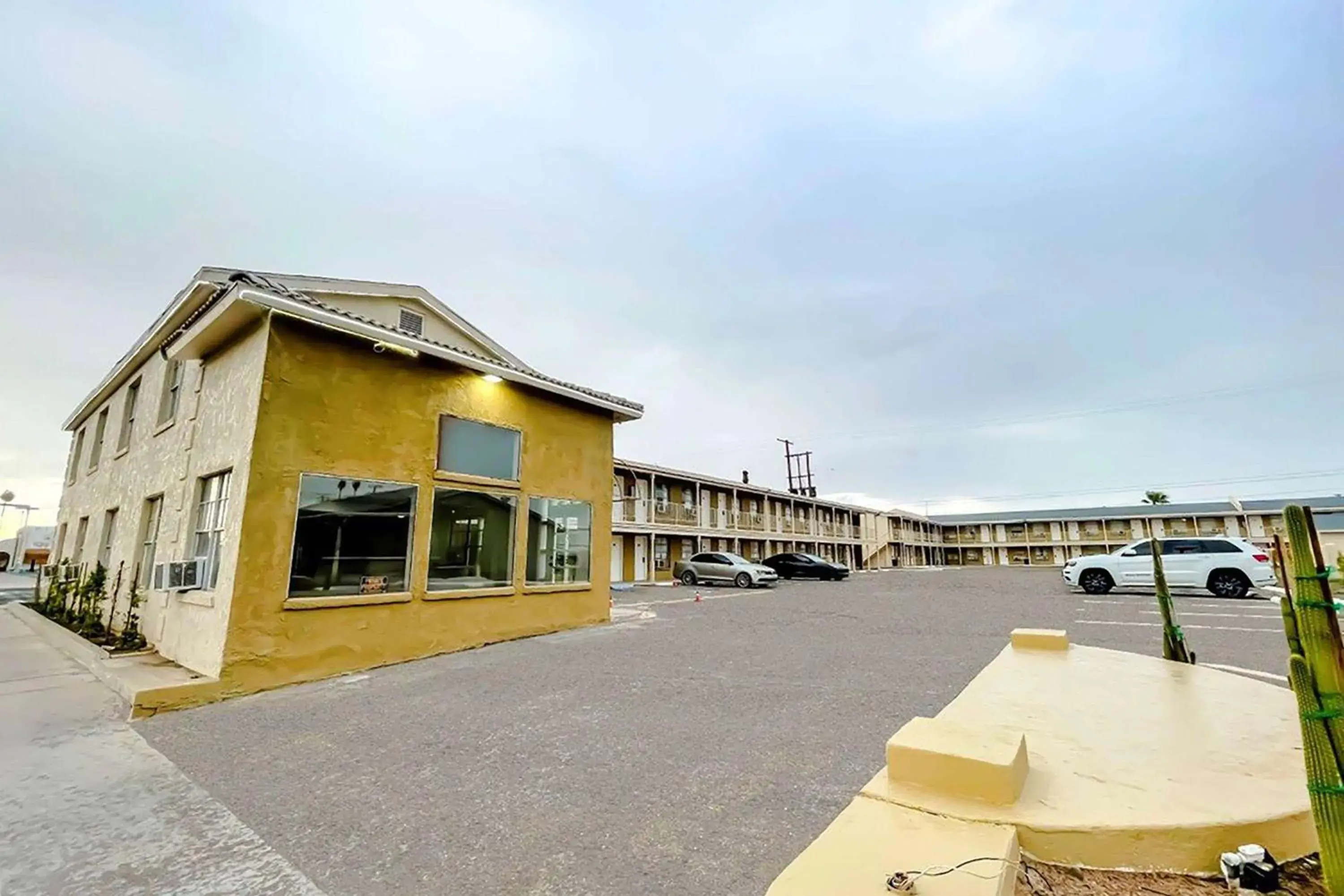 Property building in Super 8 by Wyndham Blythe Property building in Super 8 by Wyndham Blythe