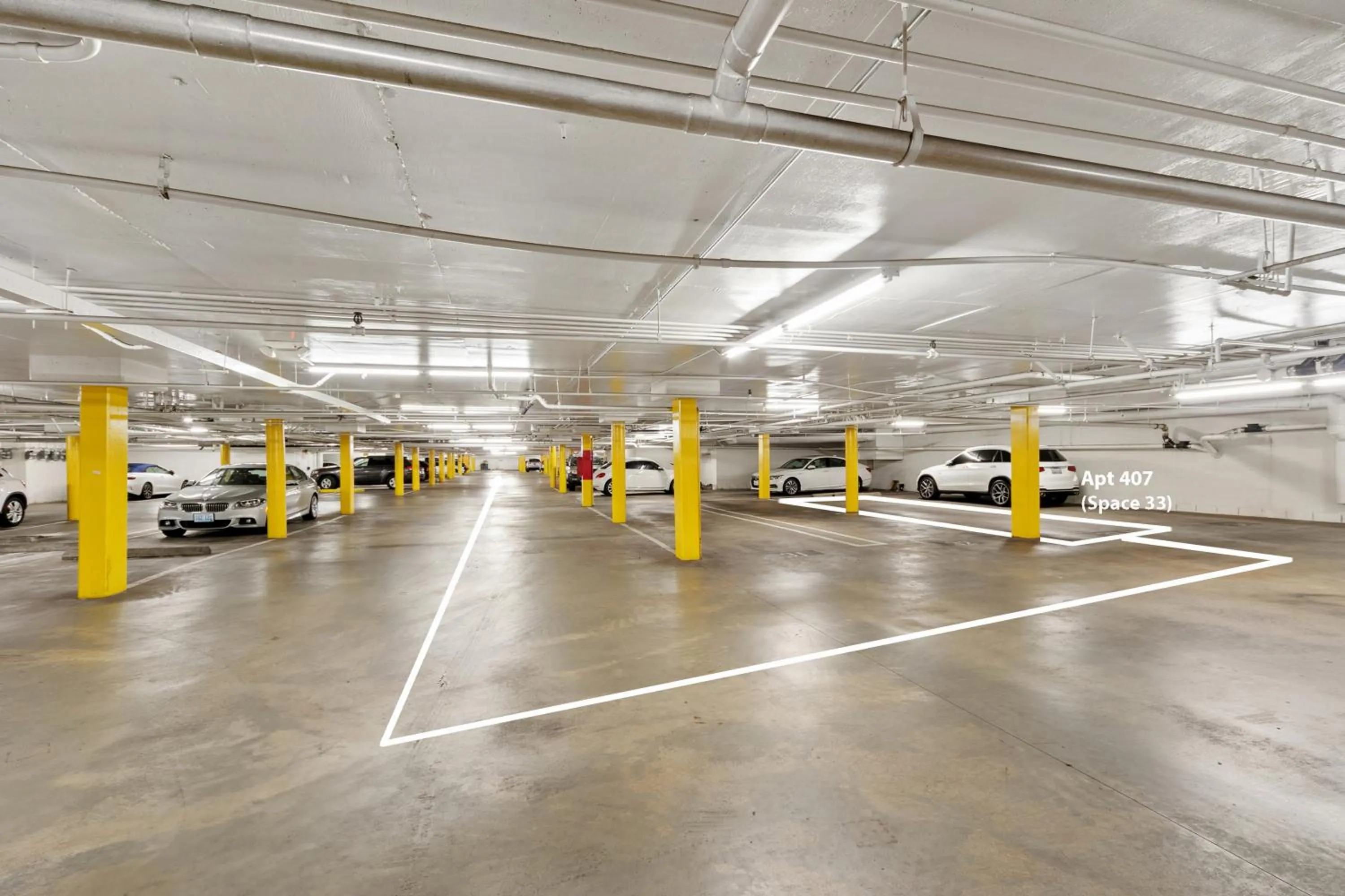 Parking in Beverly Hills Chic 2 bed 2bath with Patio and Parking 309