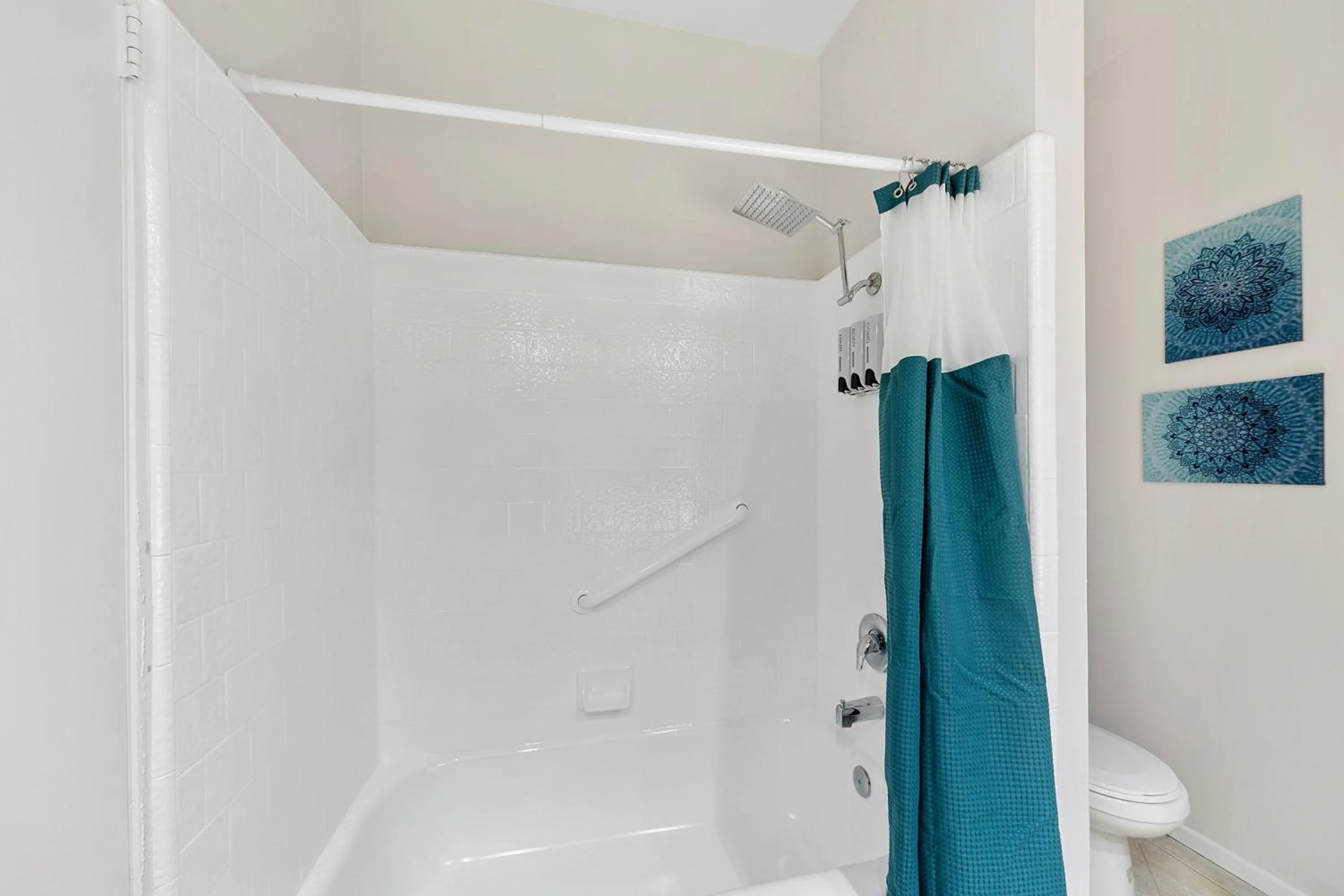 Shower in Beverly Hills Chic 2 bed 2bath with Patio and Parking 309