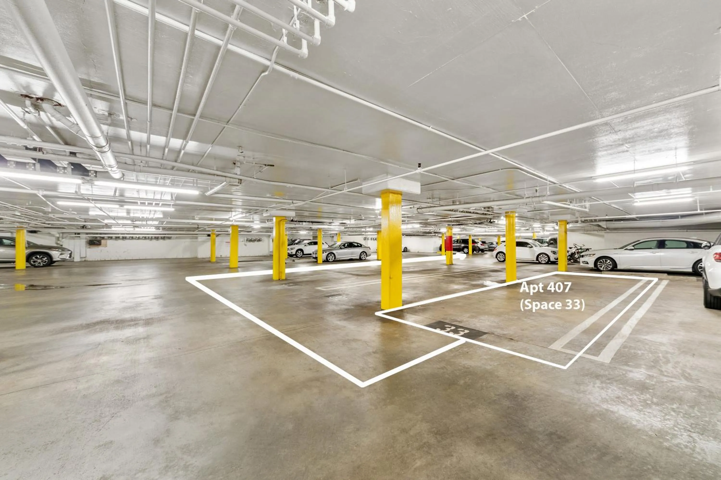 Parking in Beverly Hills Chic 2 bed 2bath with Patio and Parking 309