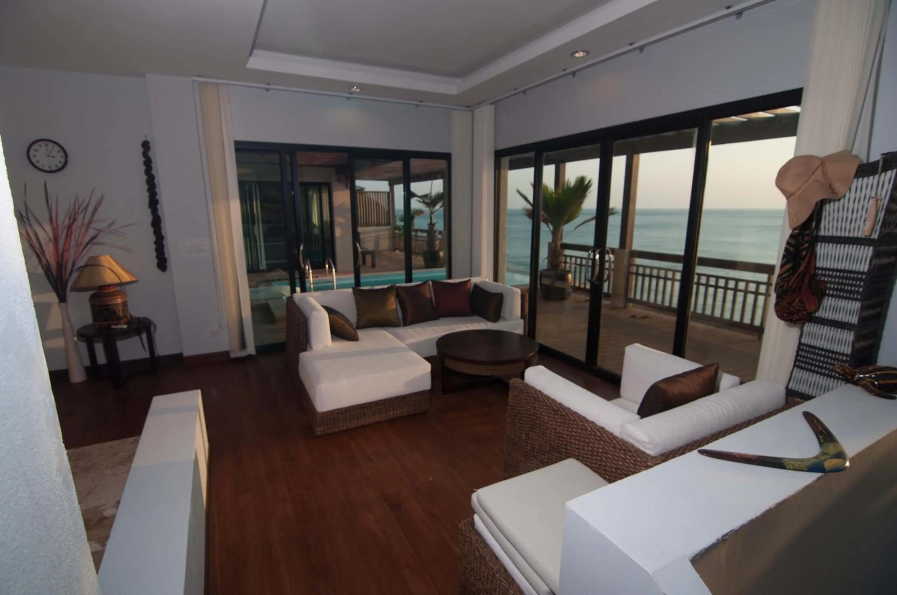 Penn Sunset Villa 10 with Shared Pool