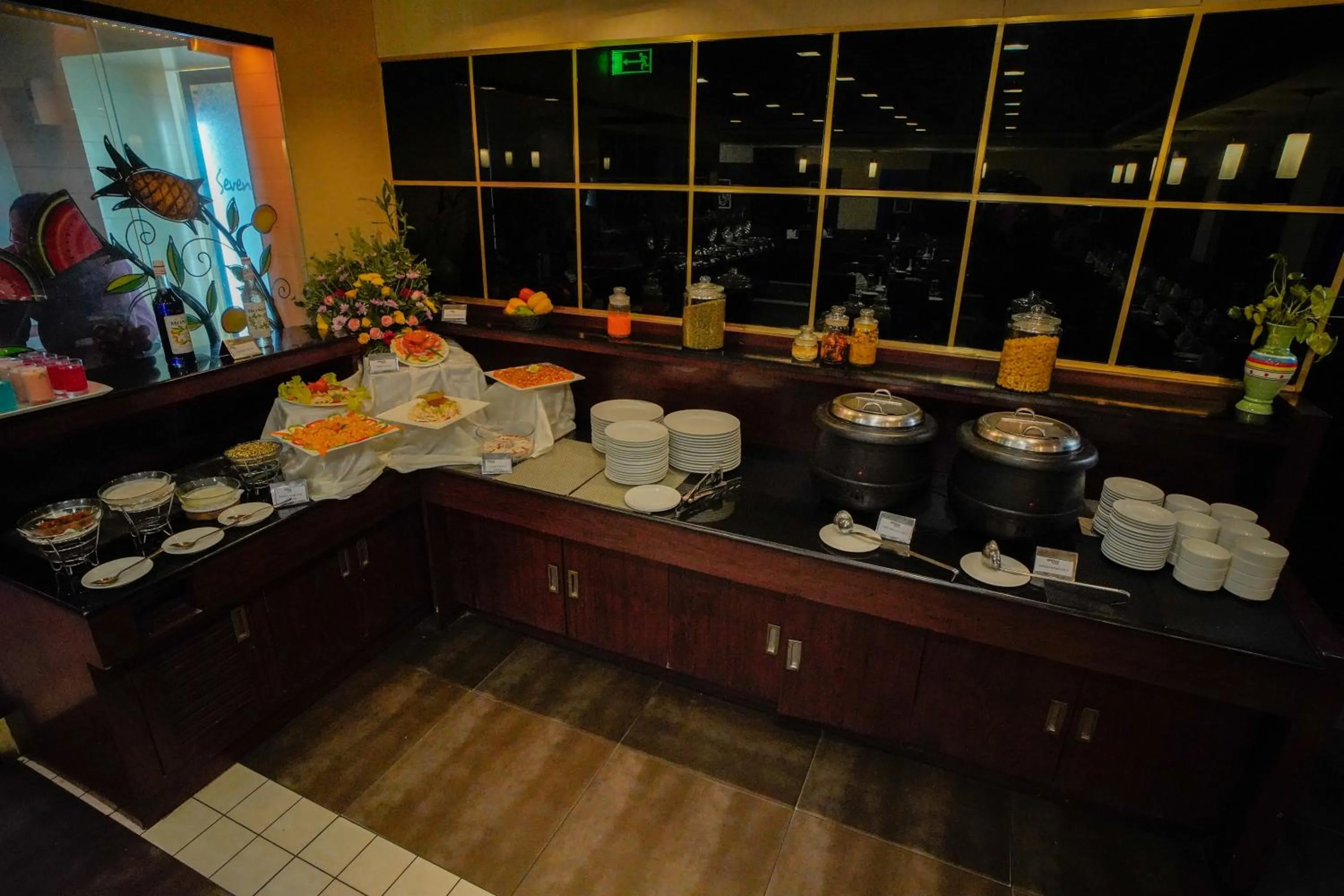 Food and drinks in Hotel Olive Eva