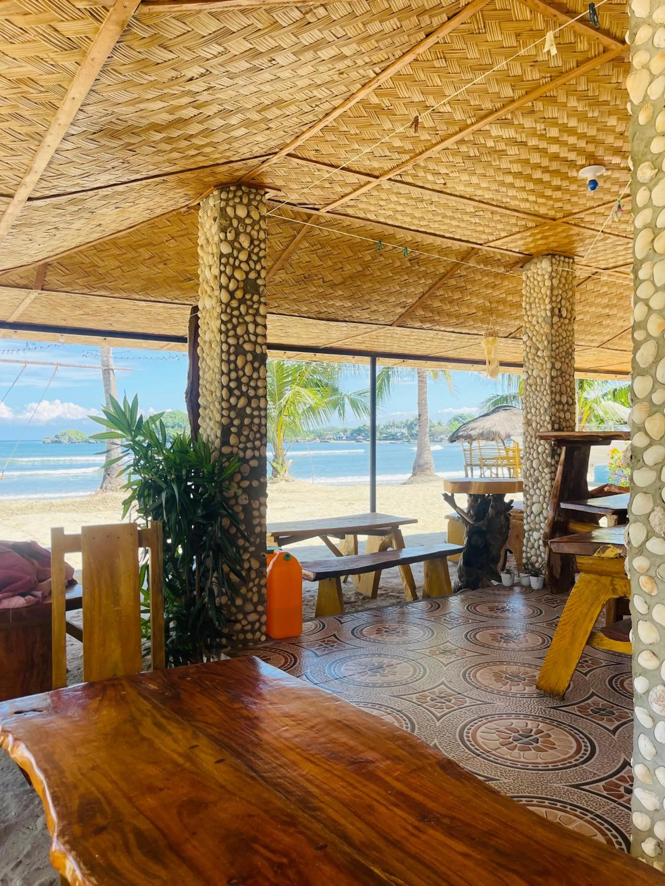 Bolo Hills Beach Club And Residence