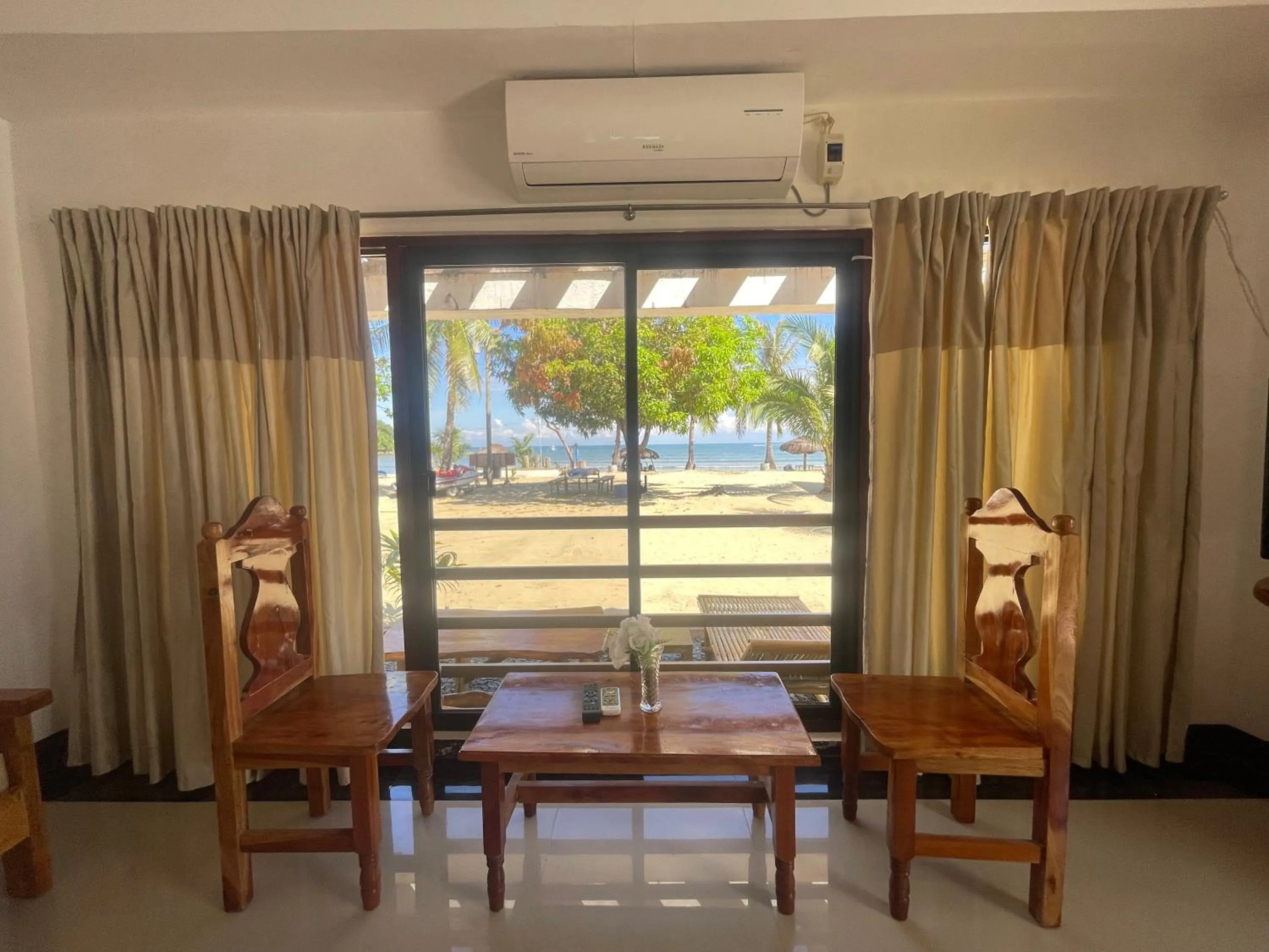 Bolo Hills Beach Club And Residence