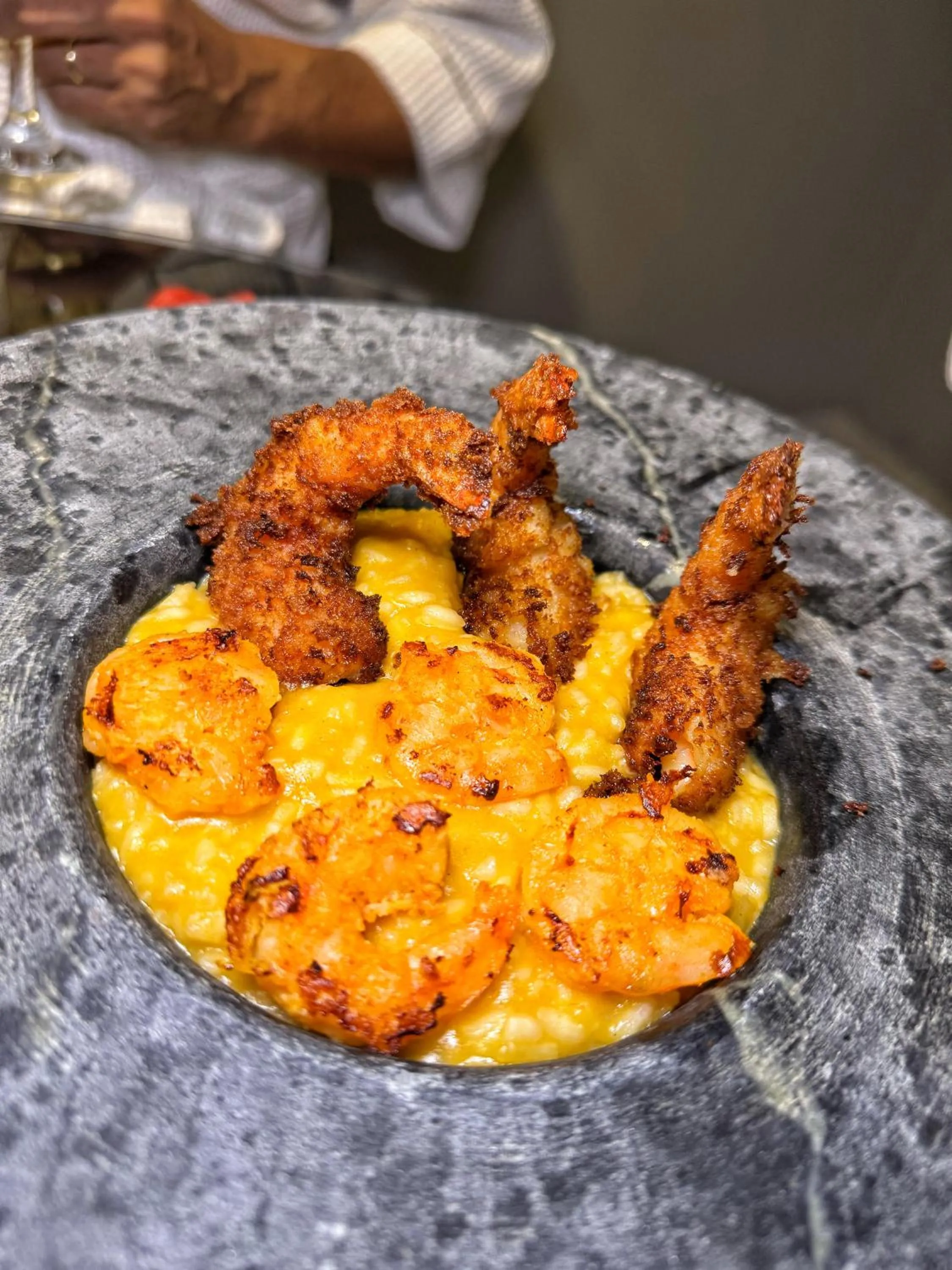 Restaurant/places to eat in Amy Motel