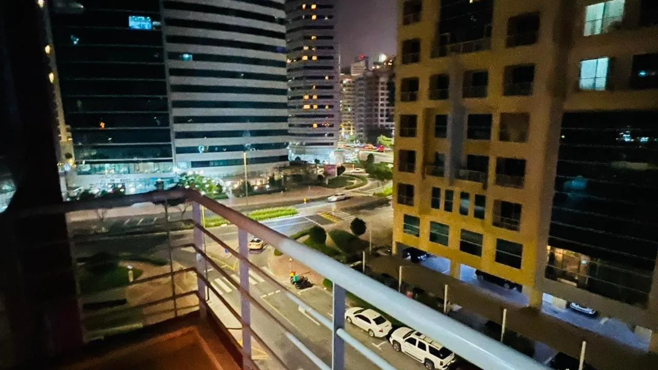 Double window Partition Room in Tecom Near Metro