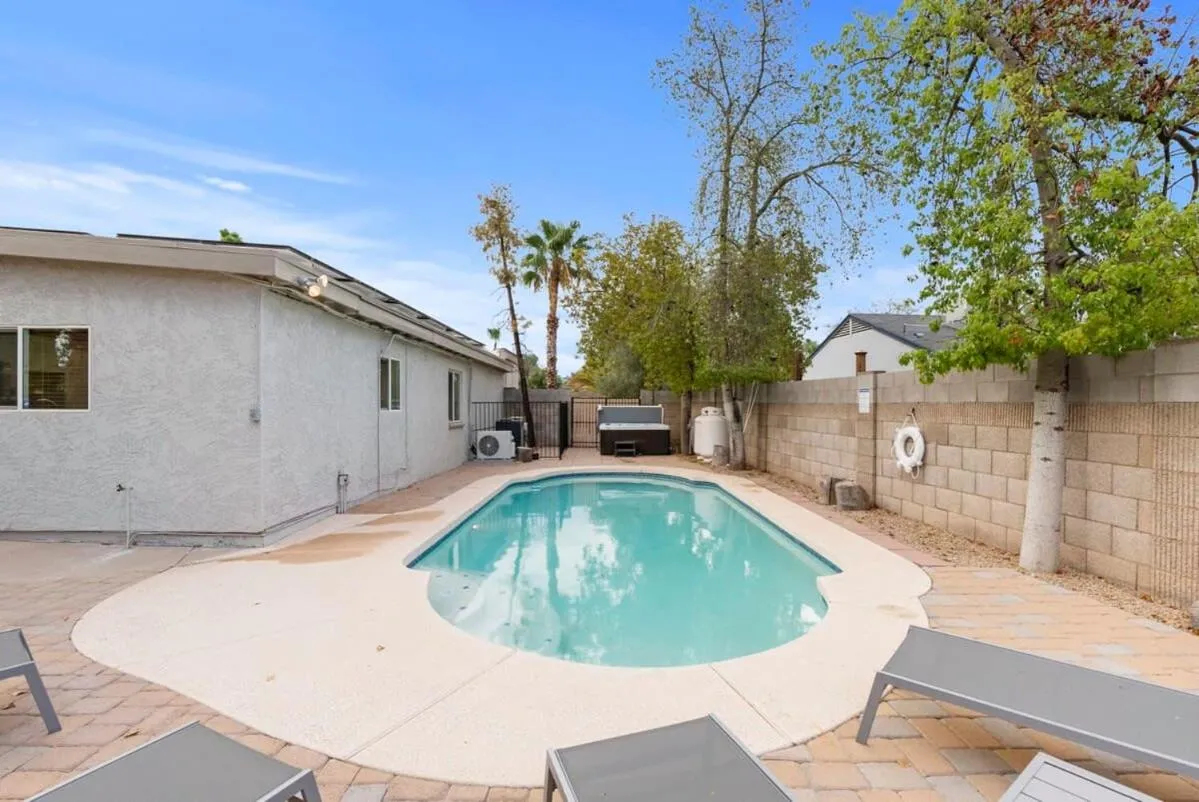 4BD Pool Basketball Hot Tub Pool Table