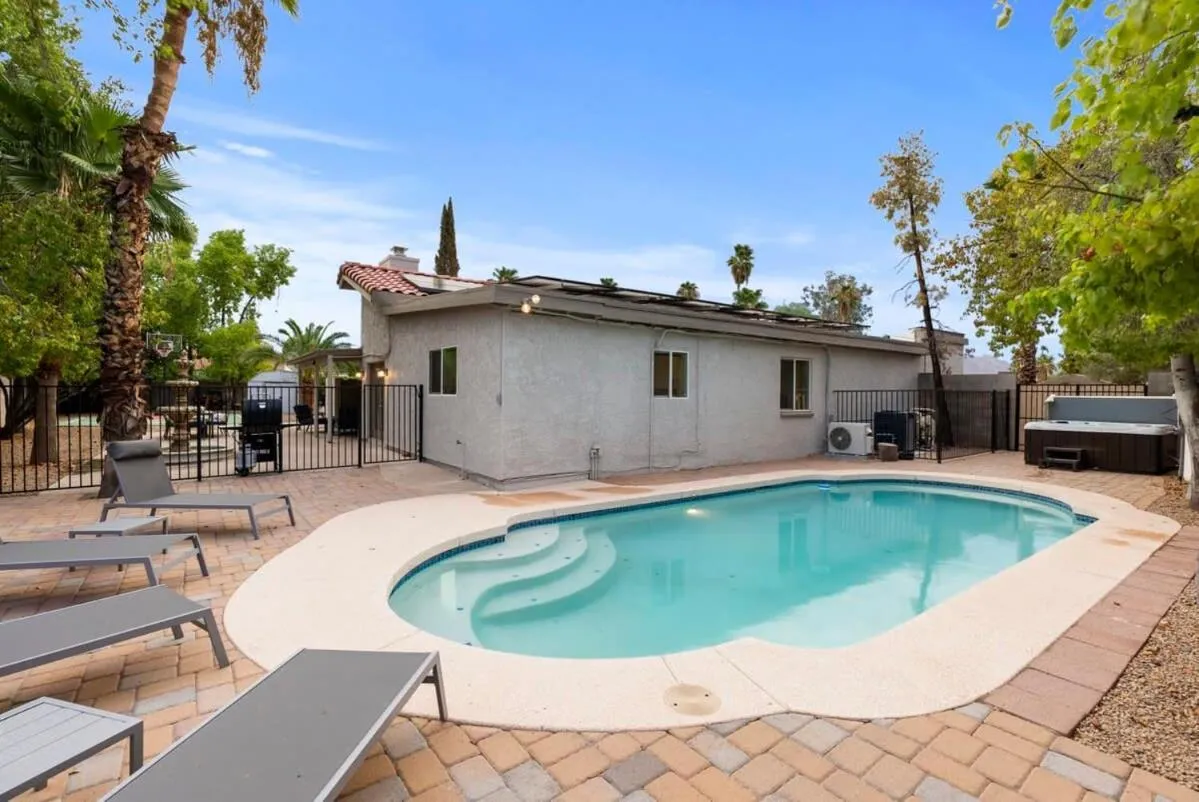 4BD Pool Basketball Hot Tub Pool Table