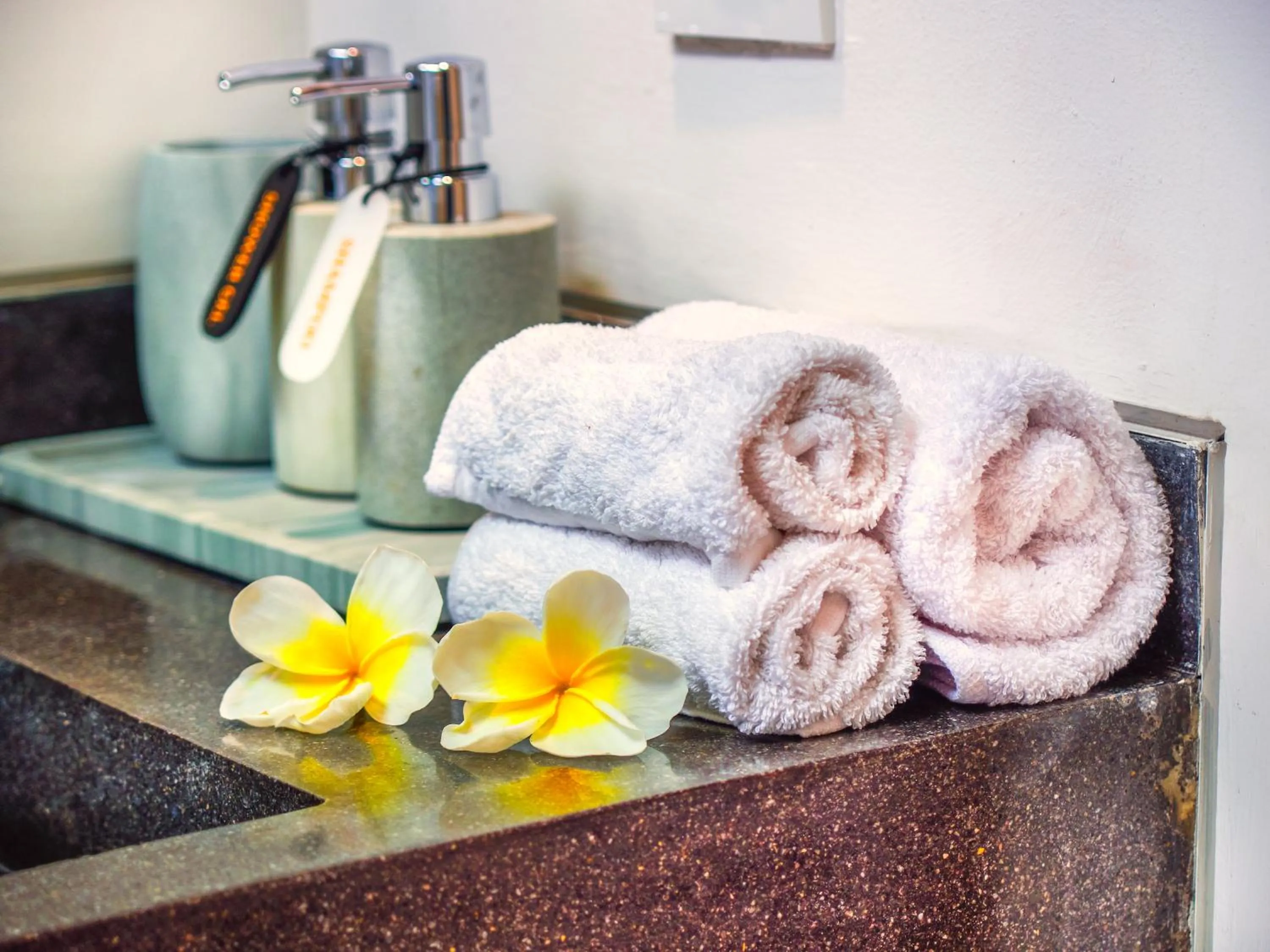towels in Bumbak Park Villas By Nakula