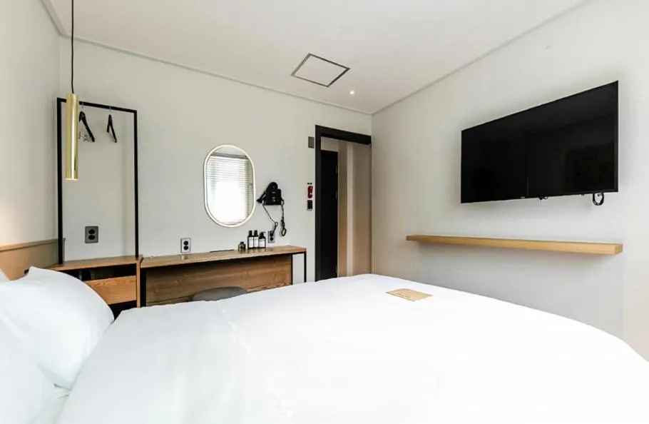 Bed in Hotel No. 25 Gyeongju bus terminal